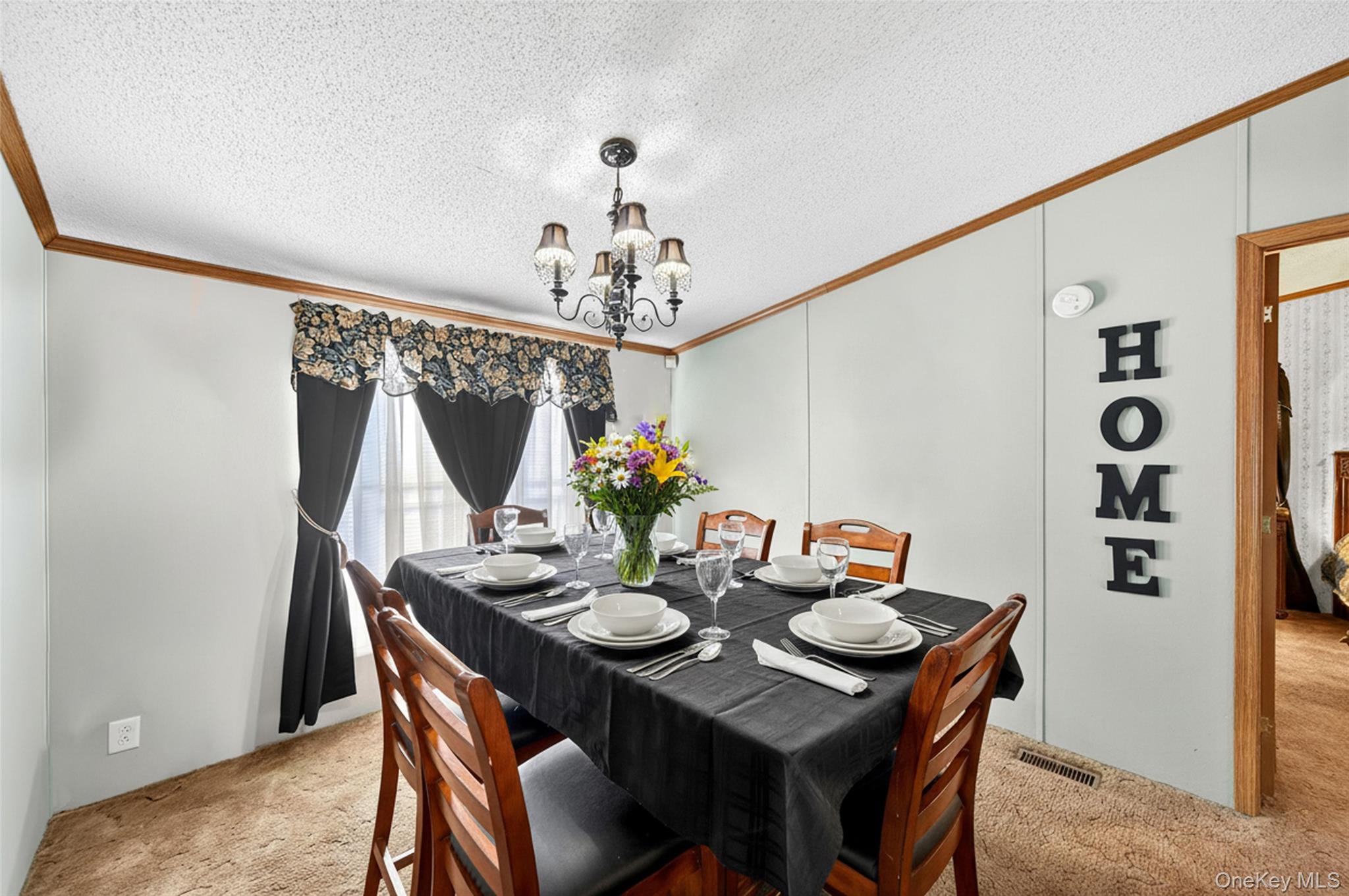 14 Palm Drive, Bloomingburg, NY 12721