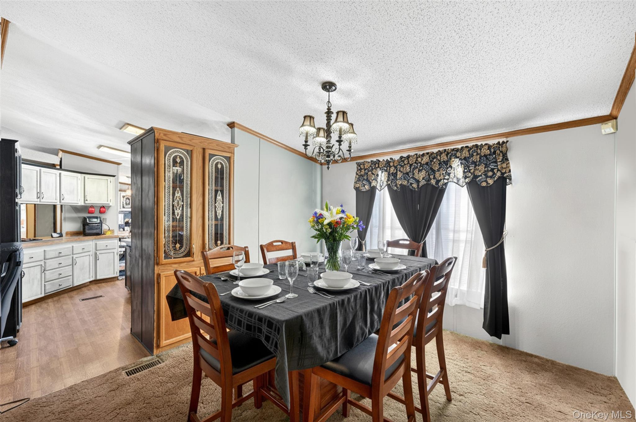 14 Palm Drive, Bloomingburg, NY 12721