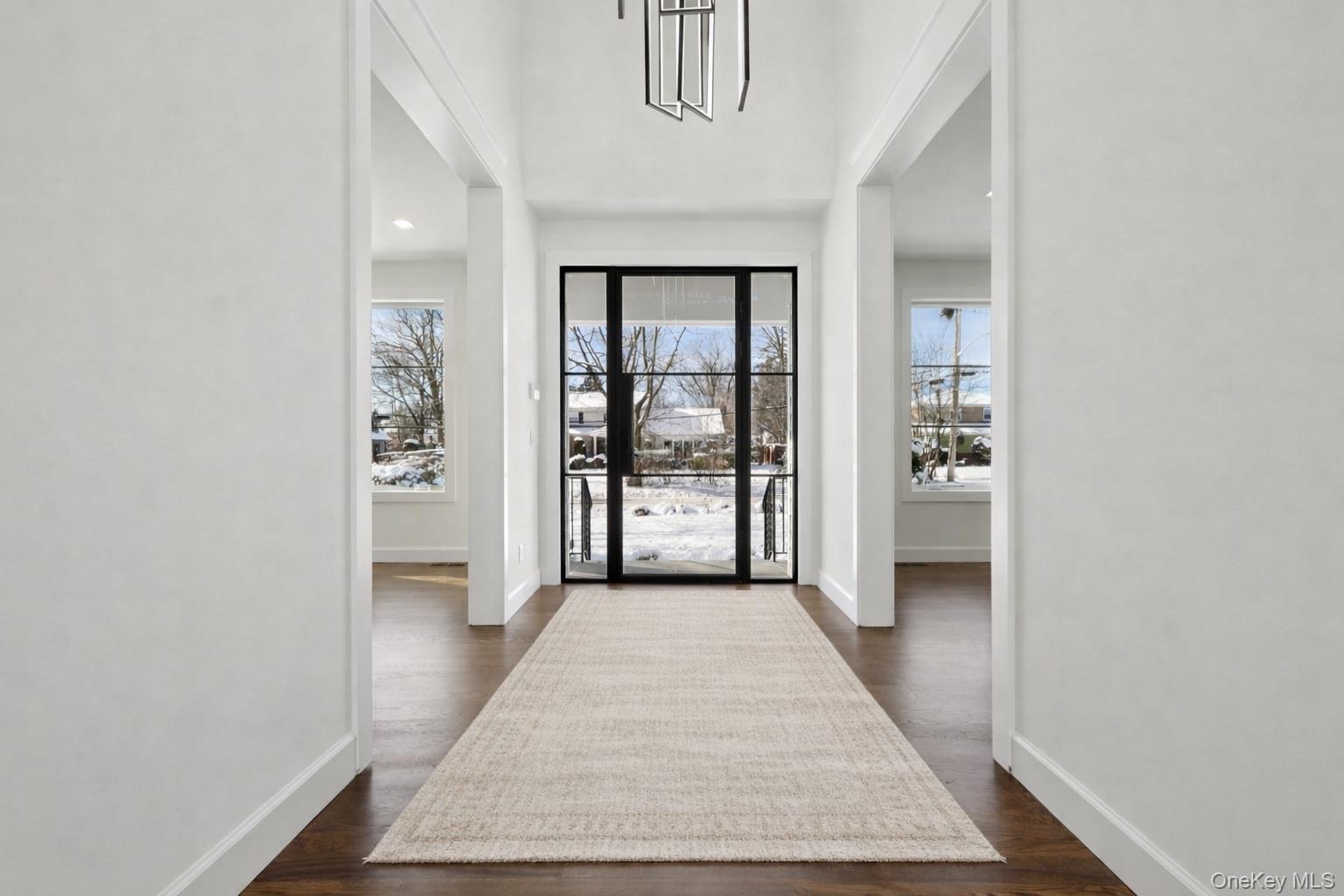 39 Potters Lane, New Rochelle, NY 10805