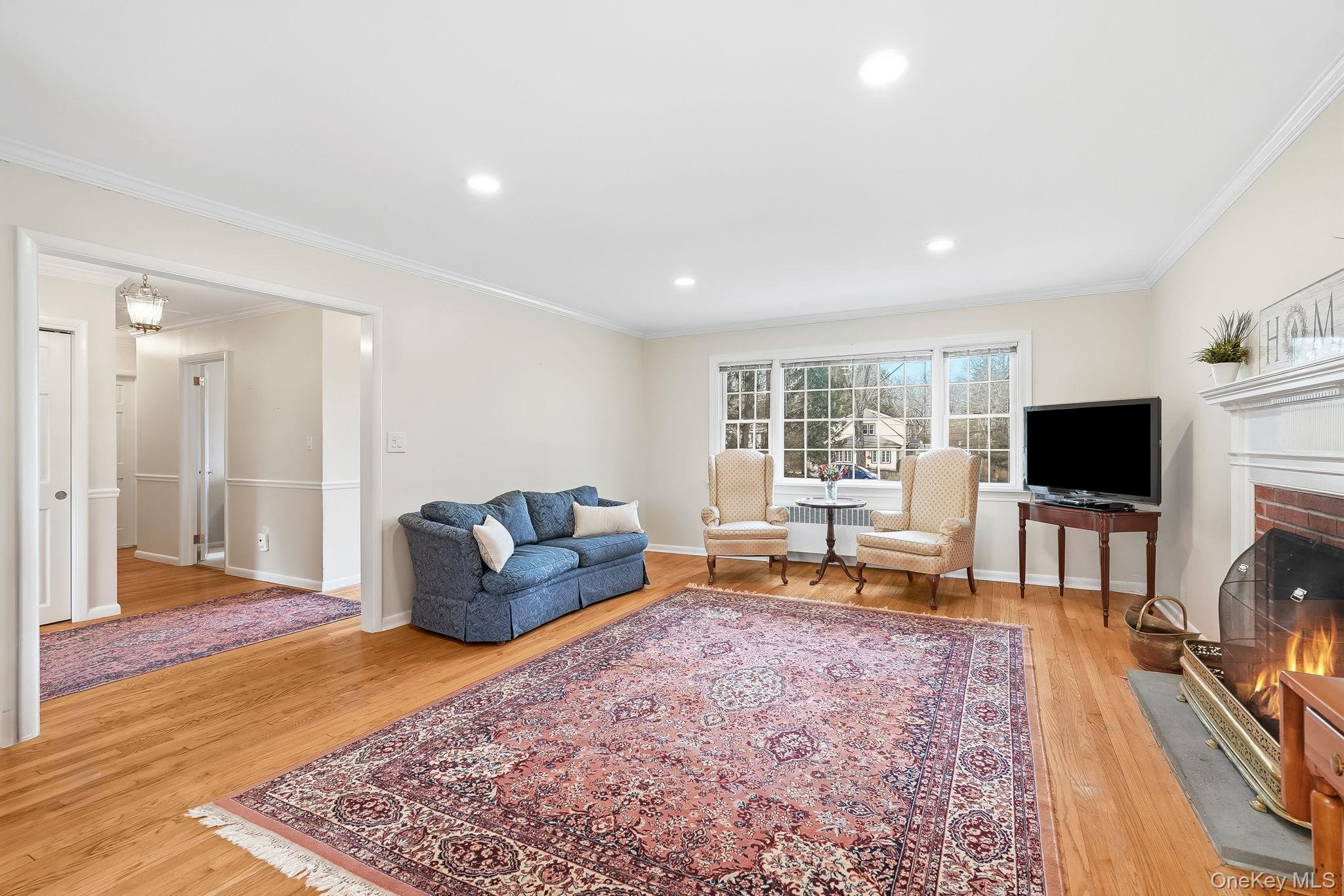 34 Sunrise Avenue, Katonah, NY 10536