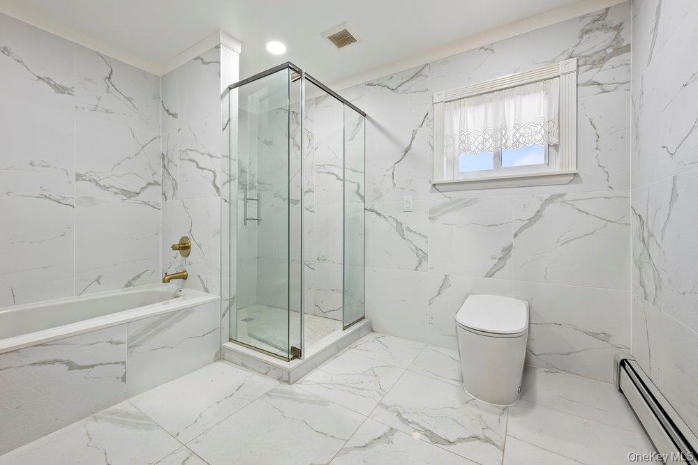 505 7TH Avenue, New Hyde Park, NY 11040