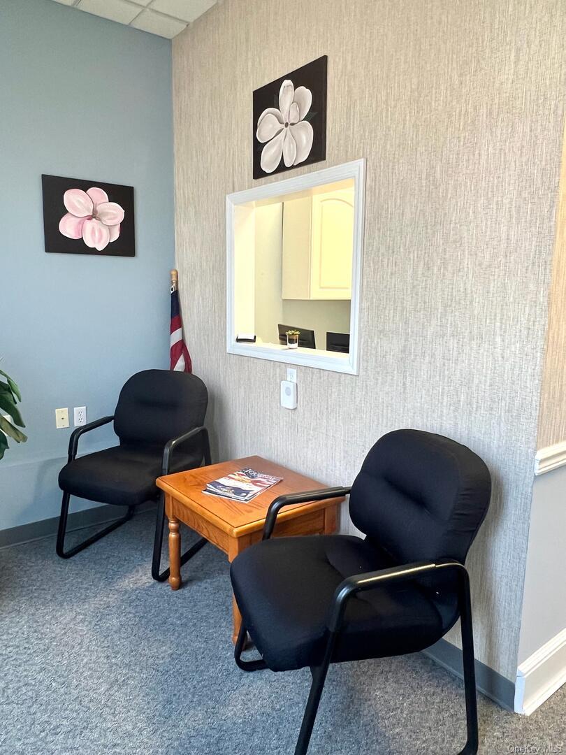 86 W Main Street, East Islip, NY 11730