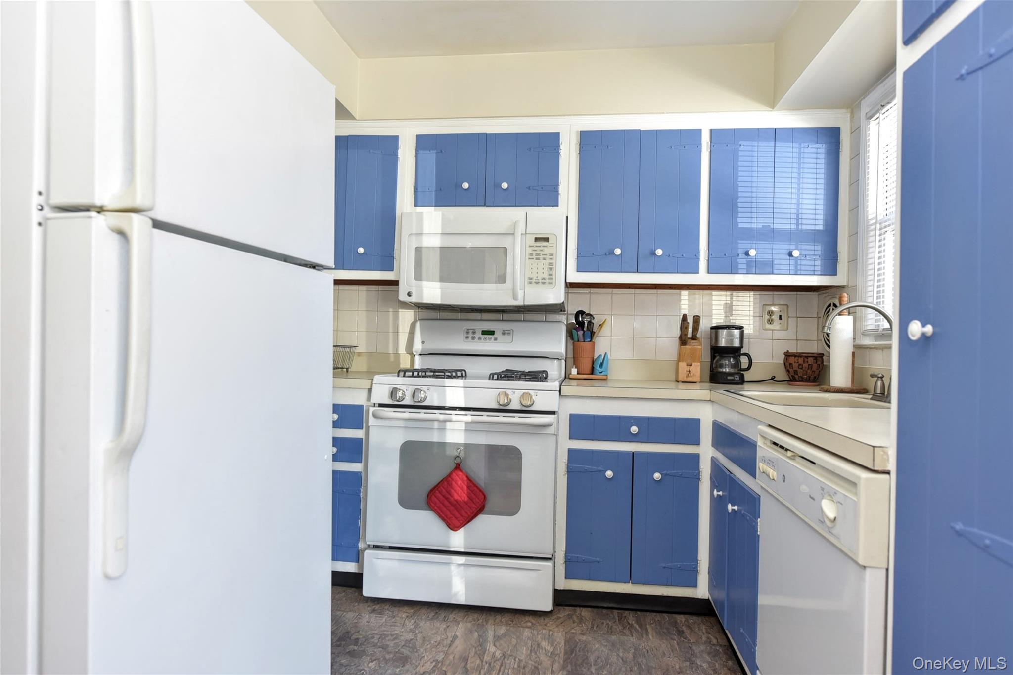 24 Bon Aire Circle # N, Suffern, NY 10901