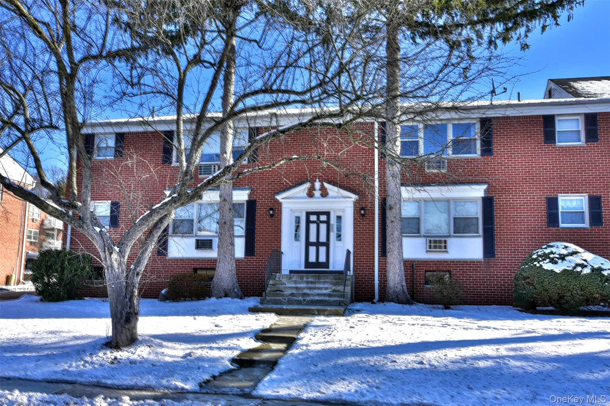 24 Bon Aire Circle # N, Suffern, NY 10901