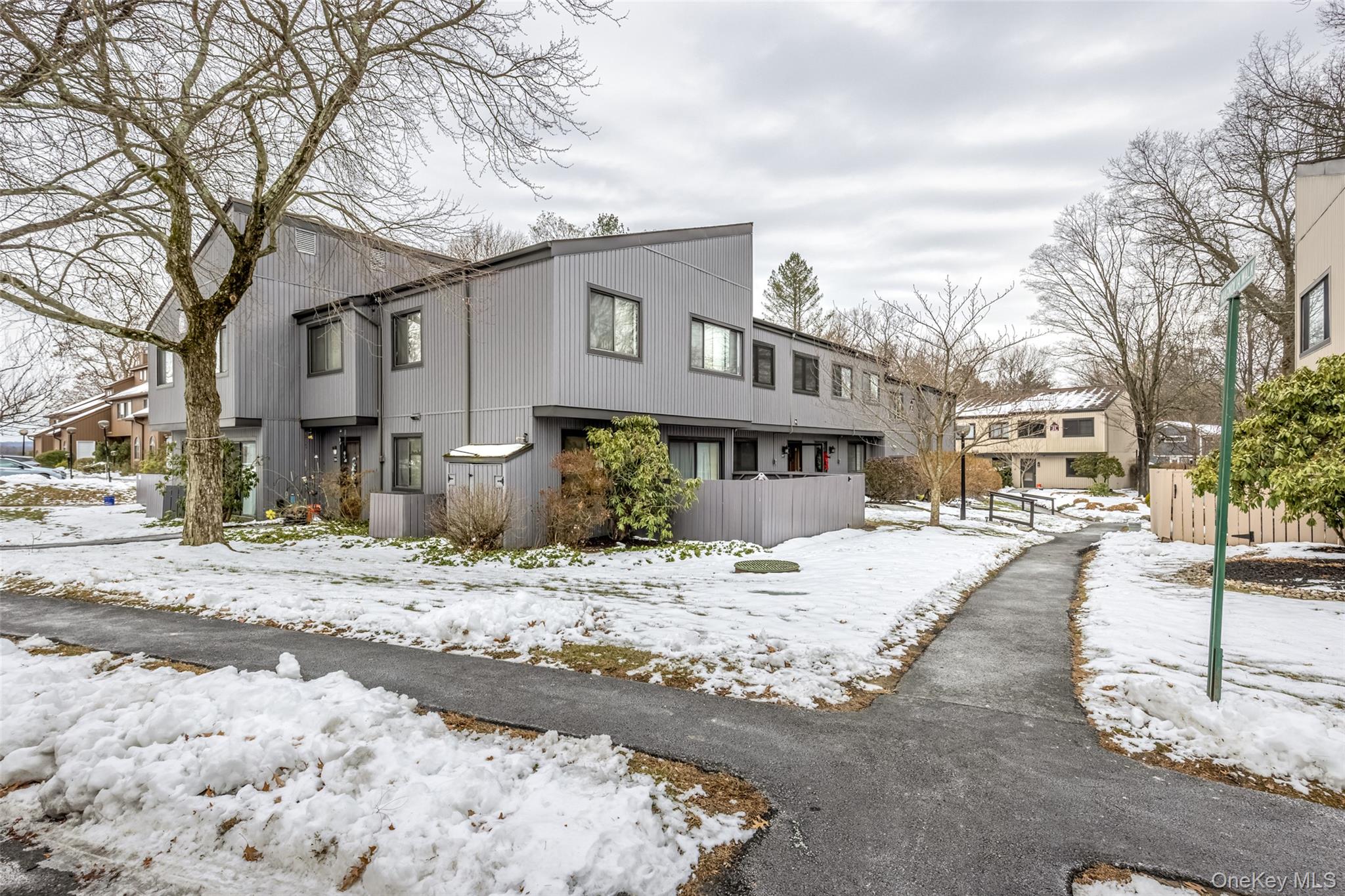 1907 Magnolia Walk, Poughkeepsie, NY 12603