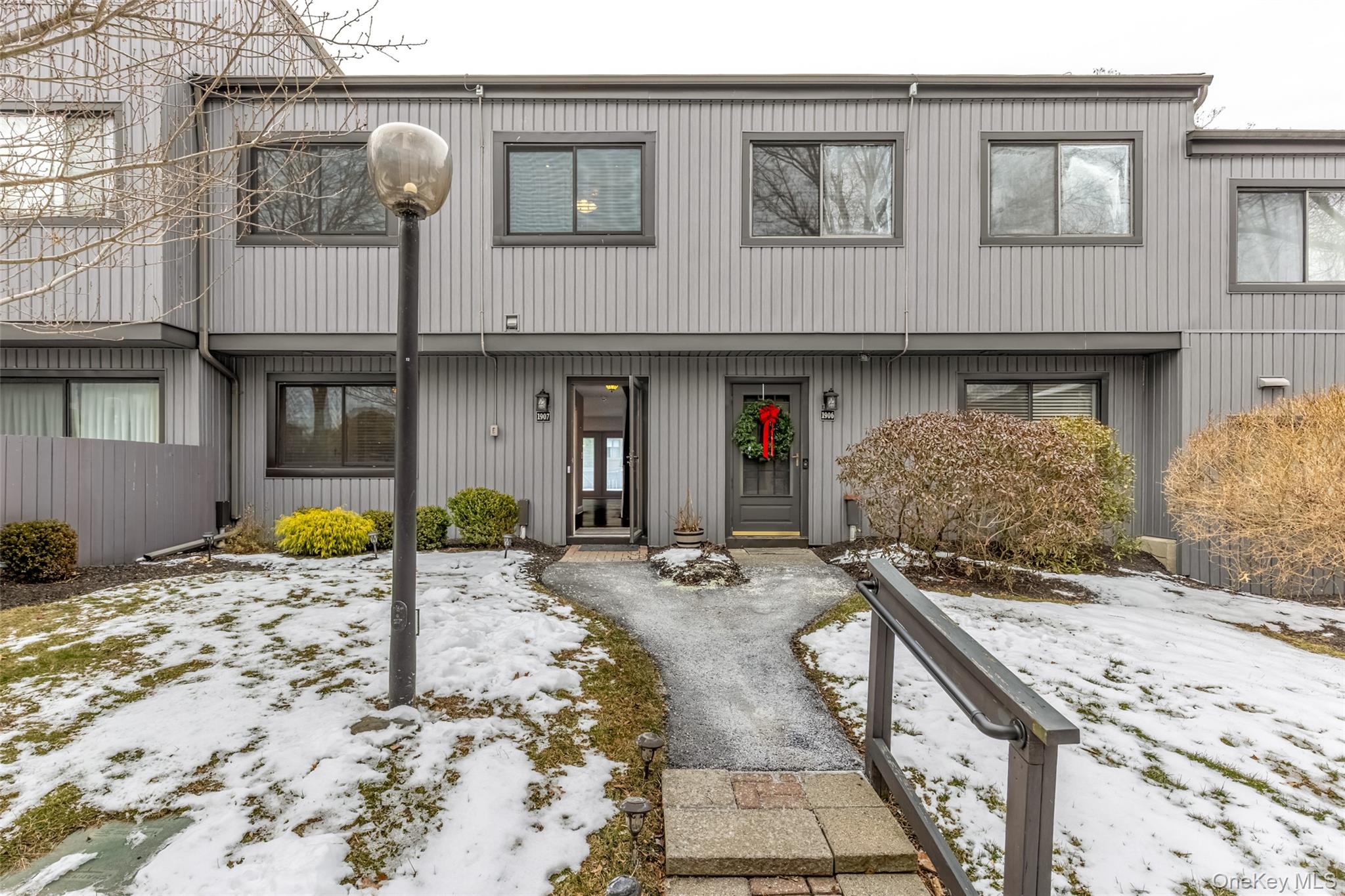 1907 Magnolia Walk, Poughkeepsie, NY 12603