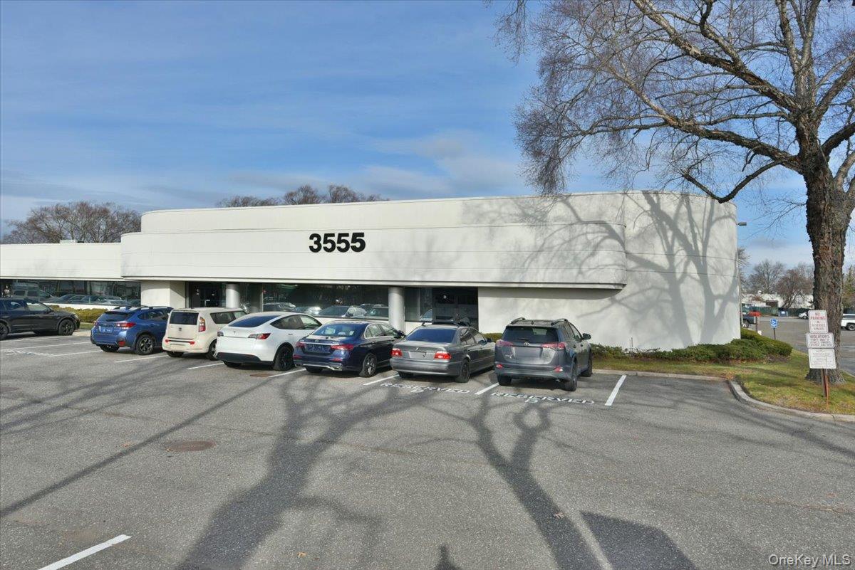 3555 Veterans Memorial Highway # D, Ronkonkoma, NY 11779