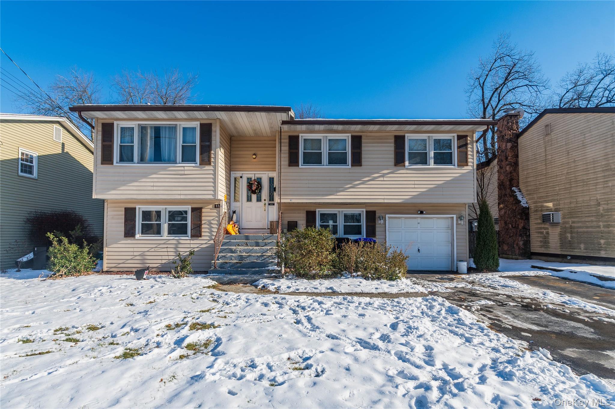 19 Maryland Avenue, Poughkeepsie, NY 12603