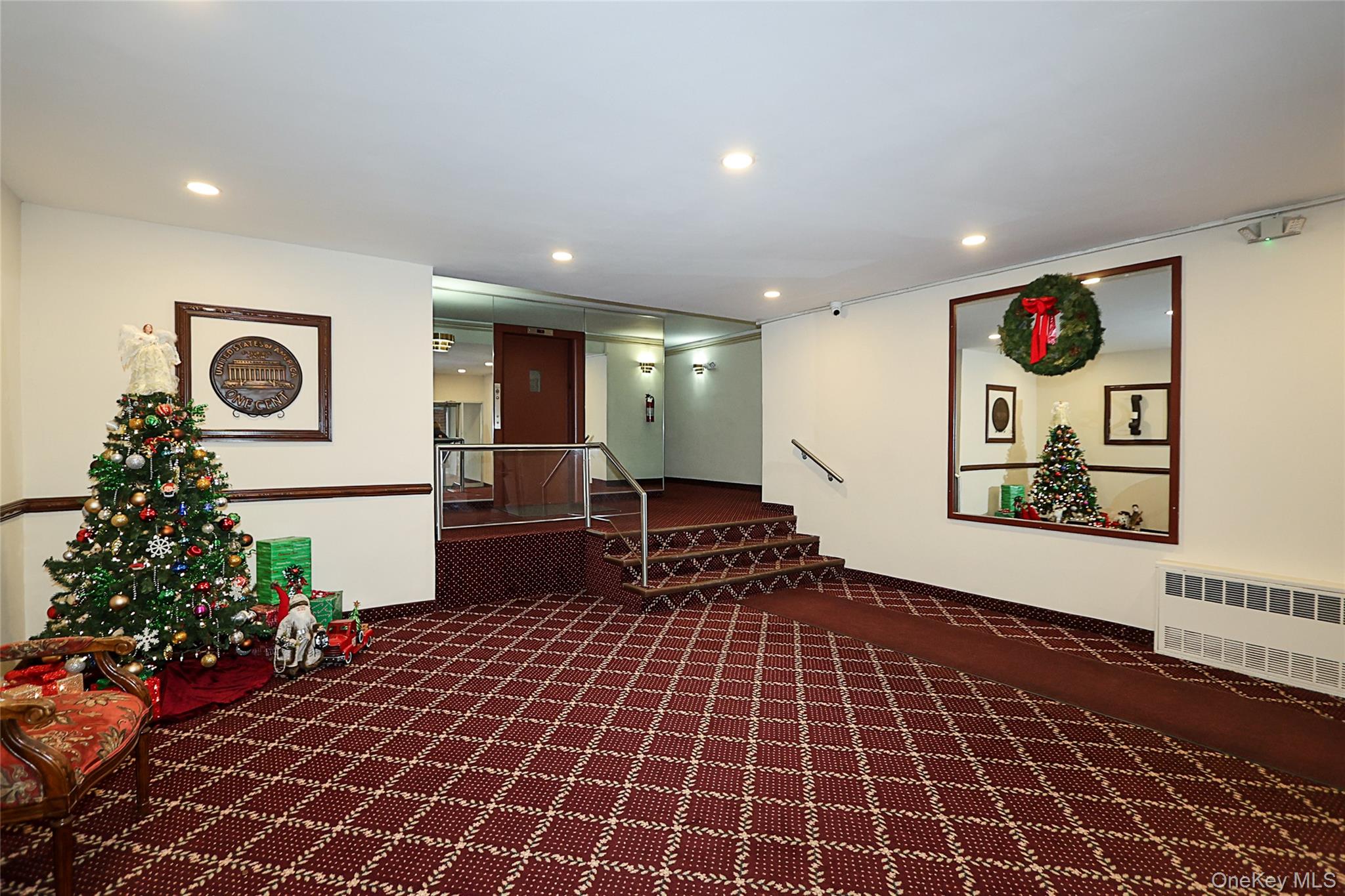 34 Pearsall Avenue # 3G, Glen Cove, NY 11542