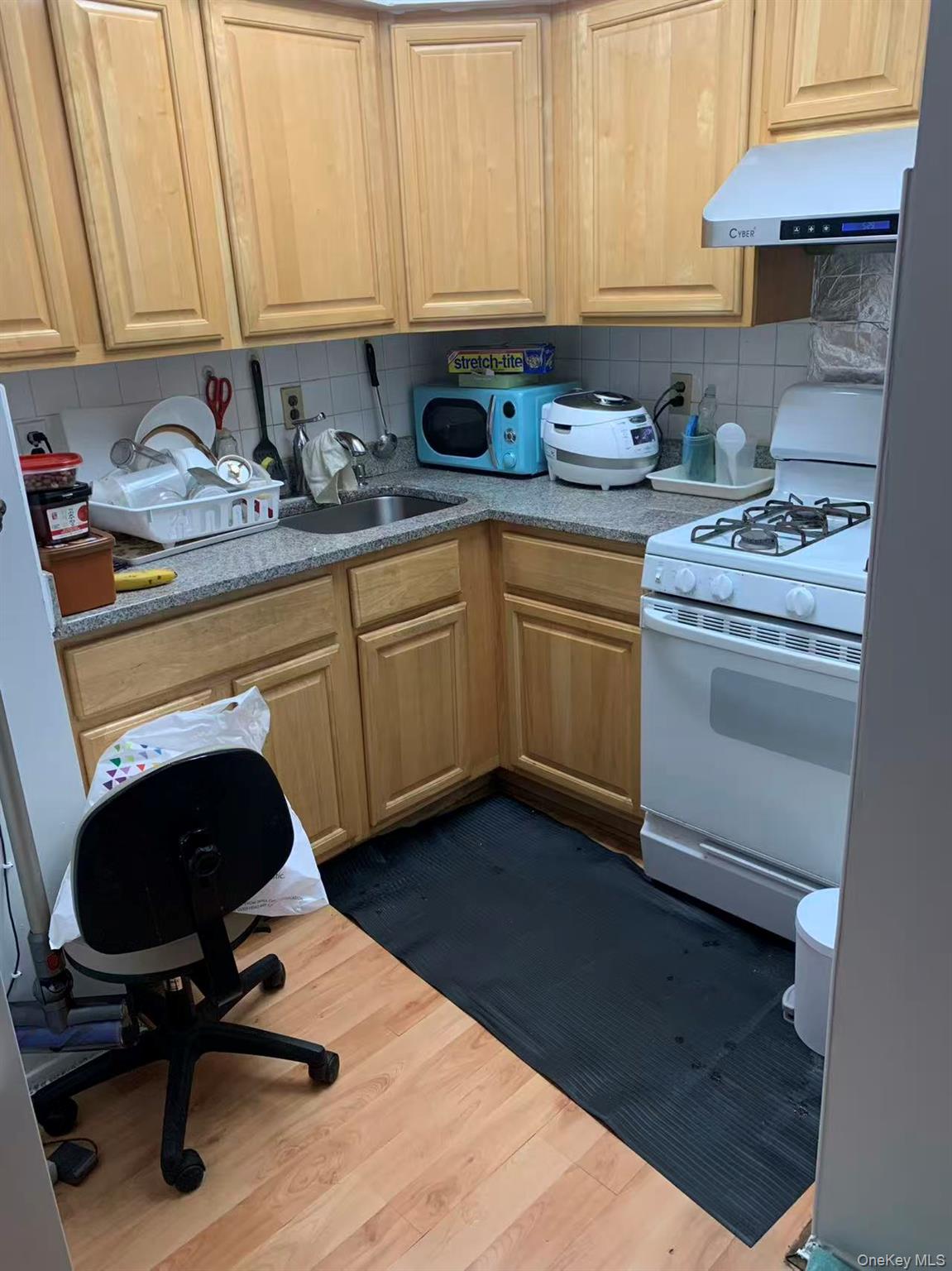 140-40 34th Avenue # 4A, Flushing, NY 11354