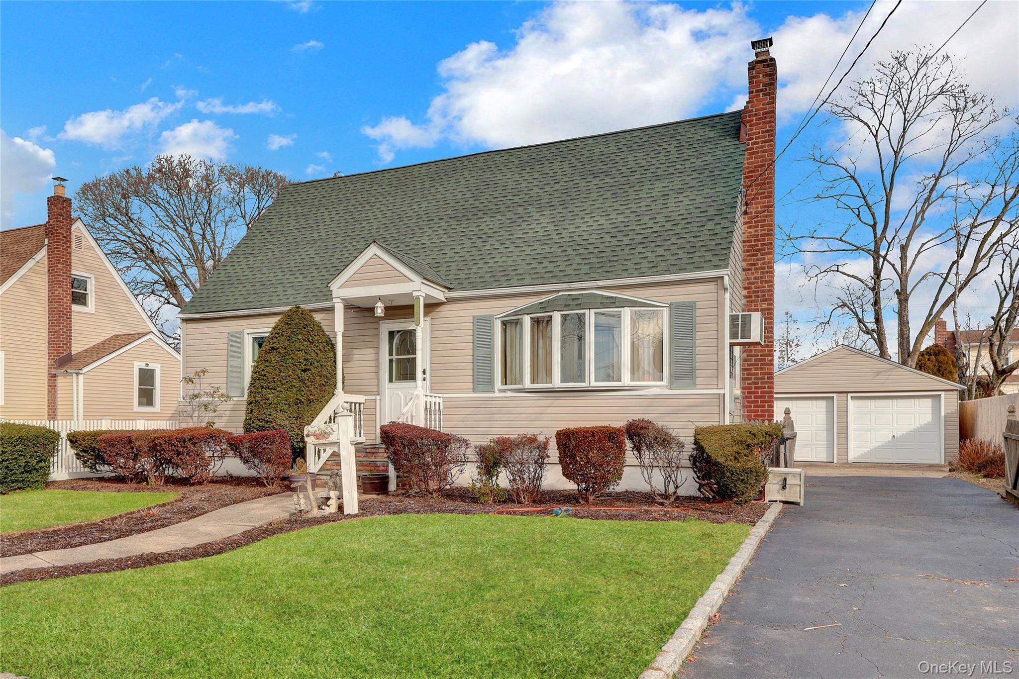 2217 7th Street, East Meadow, NY 11554