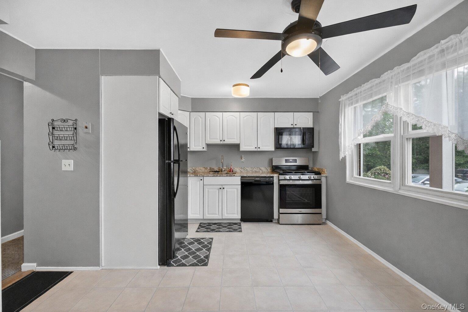 86 Demarest Avenue # 1, West Nyack, NY 10994