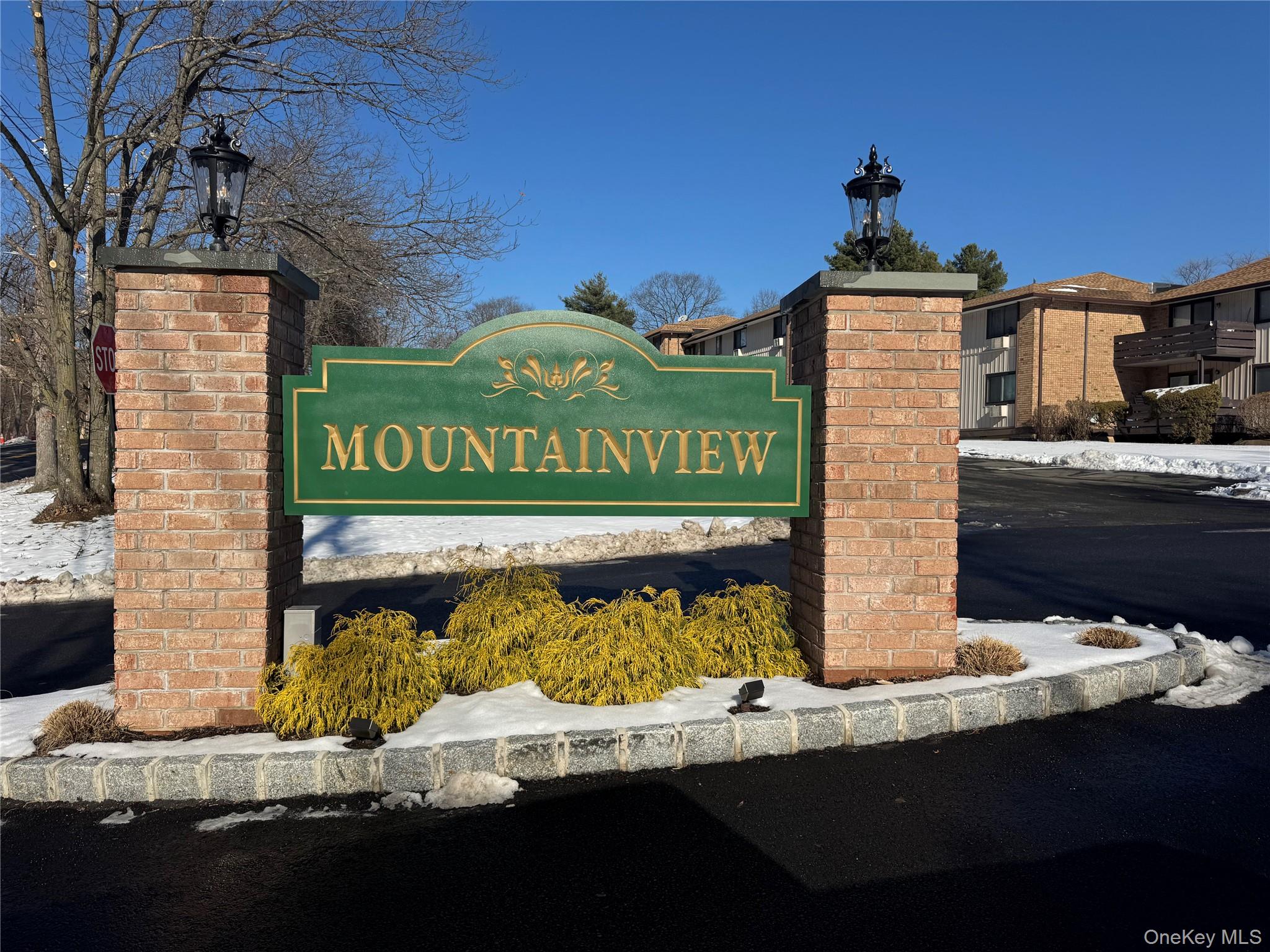 952 Sierra Vista Lane, Valley Cottage, NY 10989