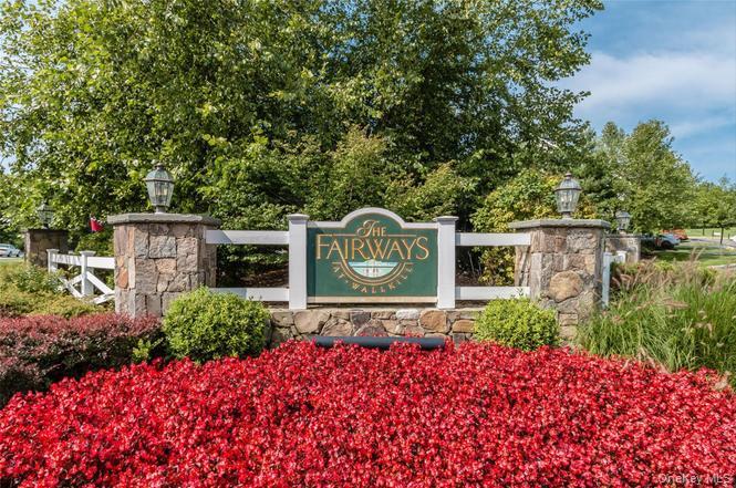 25 Fairways Drive # 12, Middletown, NY 10940