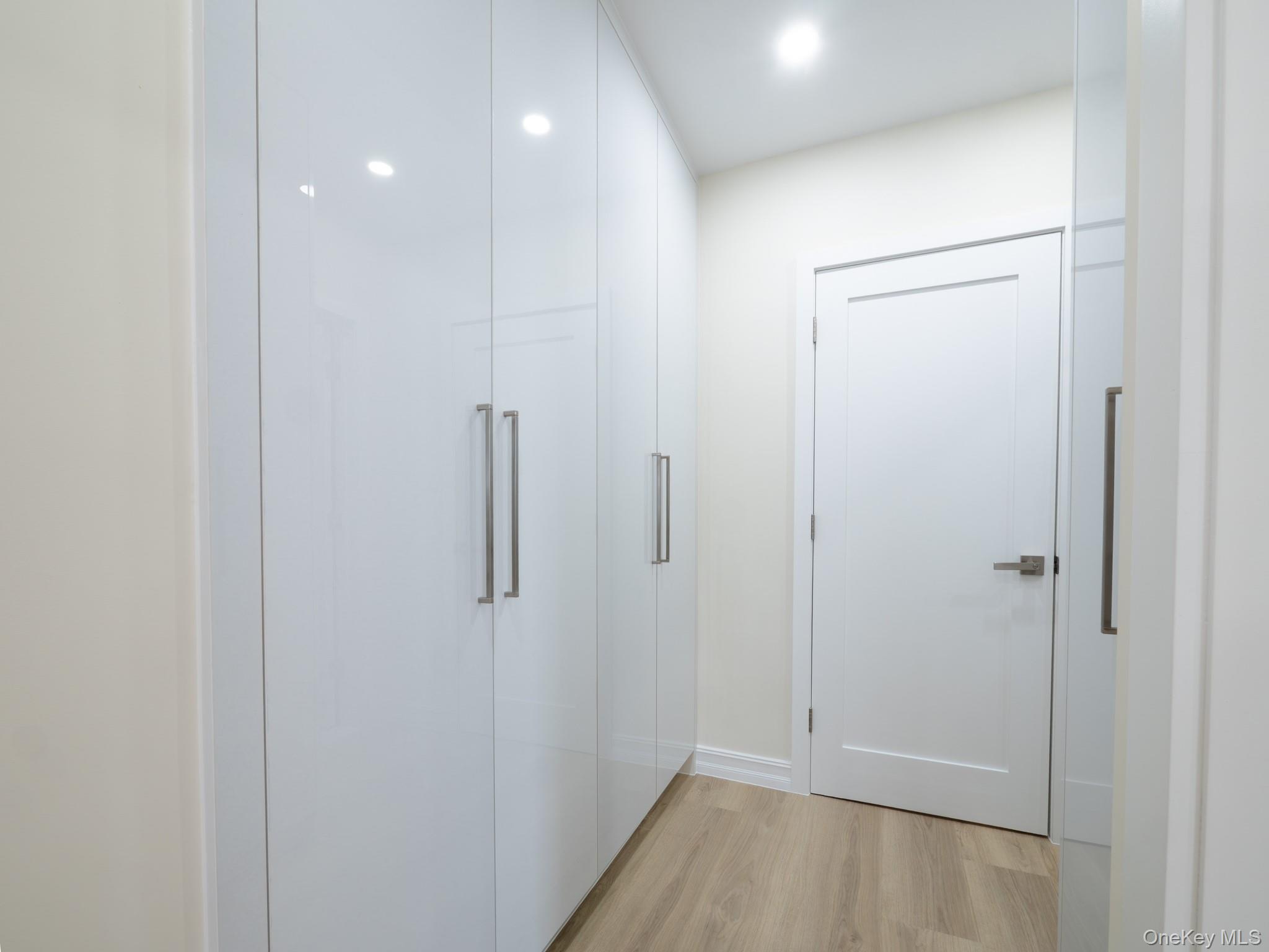 139-15 83 Avenue # 423, Briarwood, NY 11435