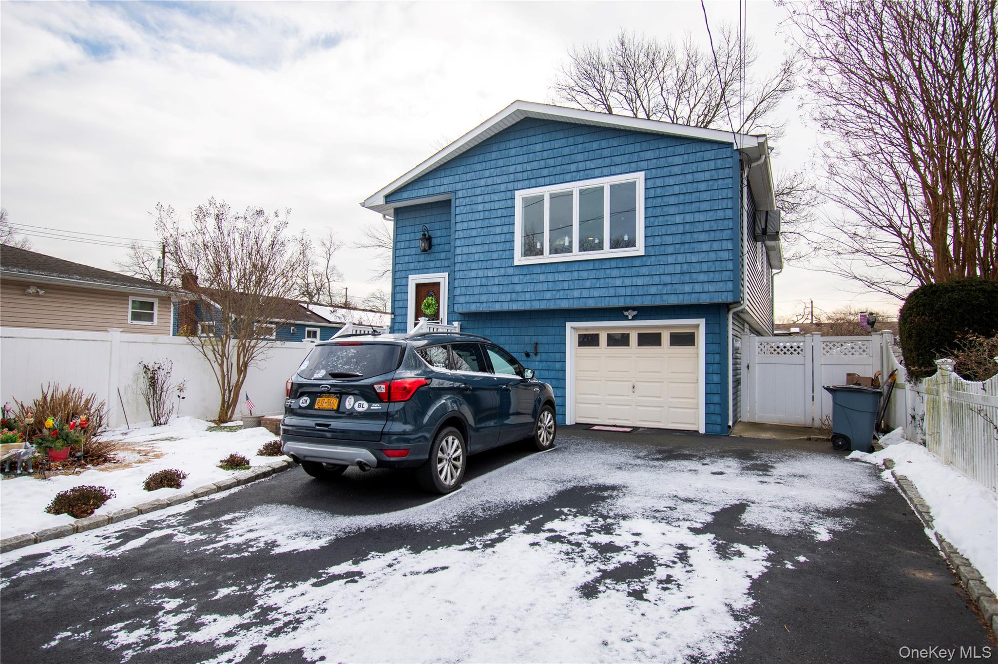 1390 America Avenue, West Babylon, NY 11704