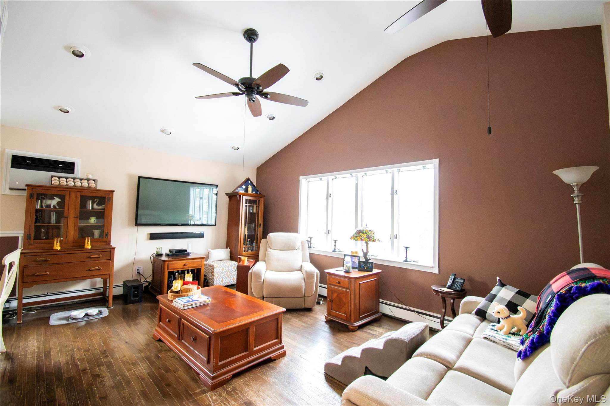 1390 America Avenue, West Babylon, NY 11704