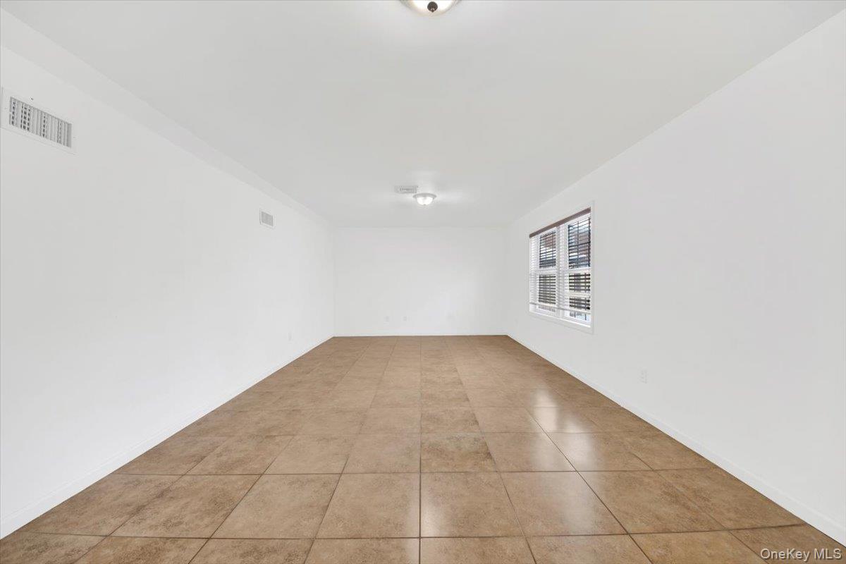 52 Sears Avenue, Elmsford, NY 10523