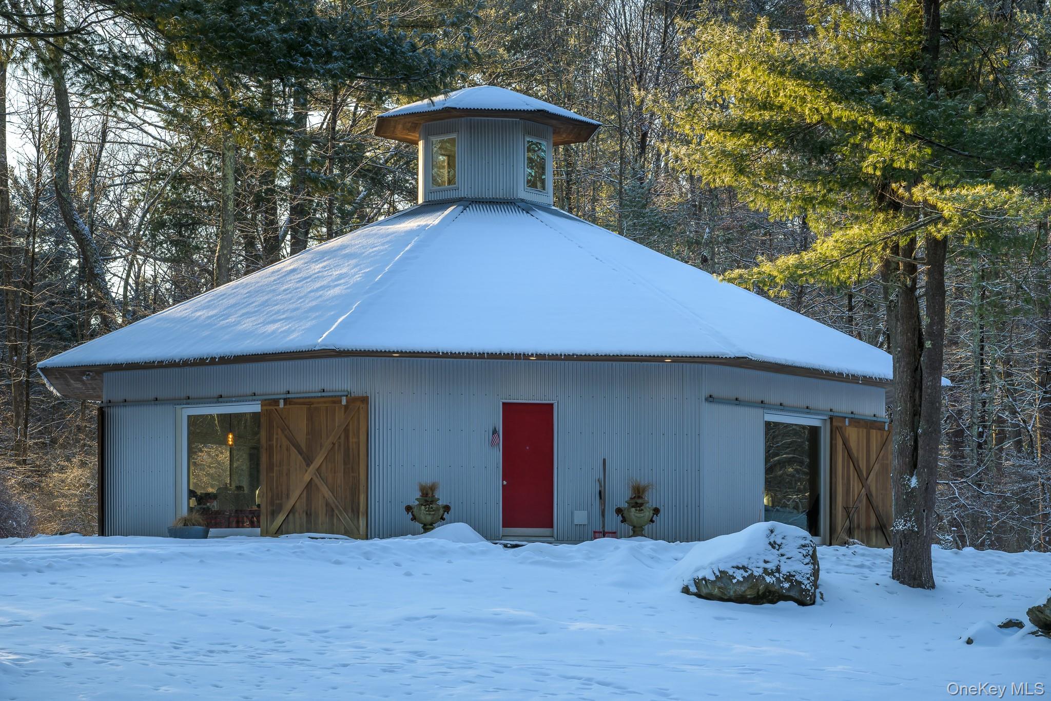 401 Collins Street, Hillsdale, NY 12529