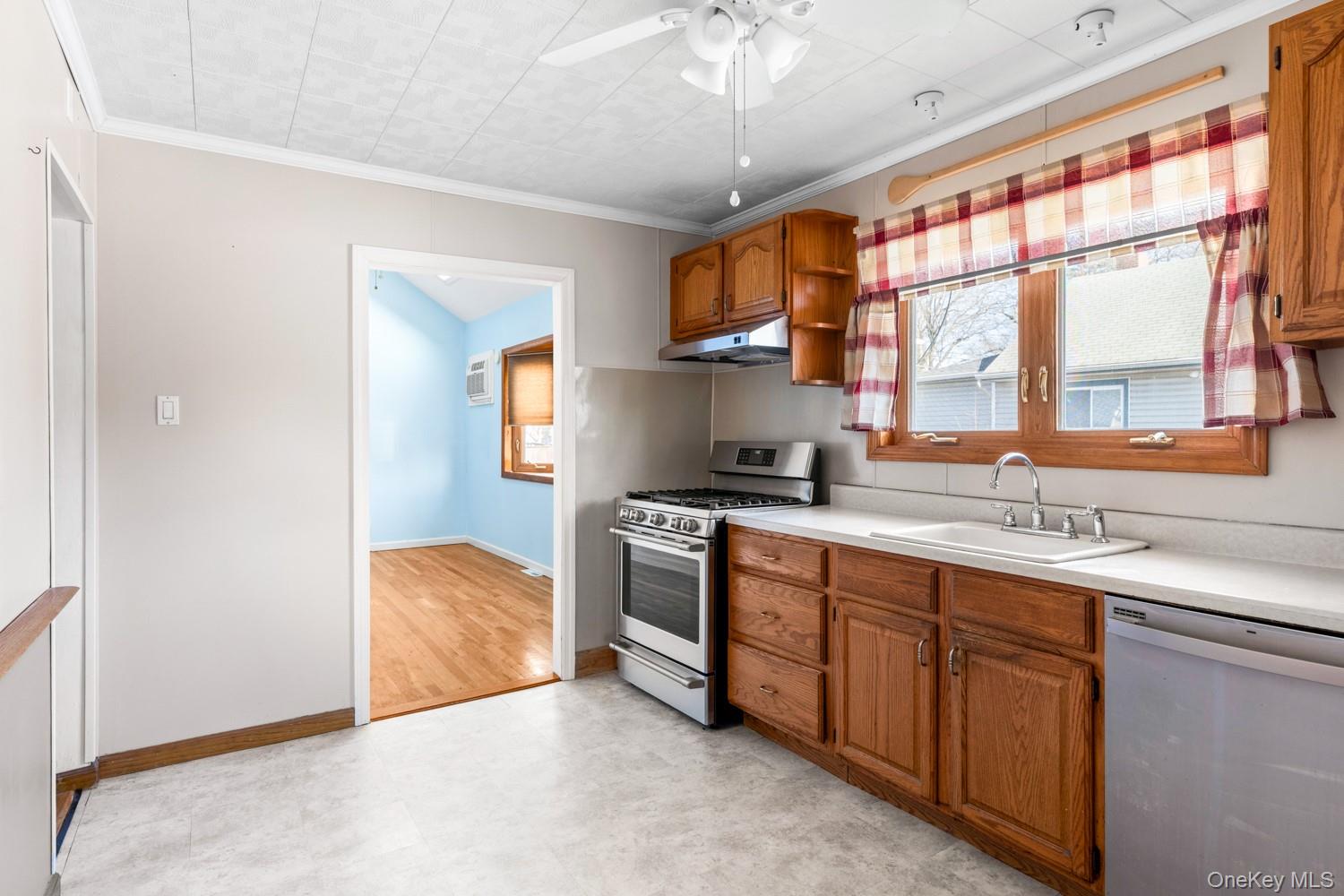 105 Muncy Avenue # A, West Babylon, NY 11704