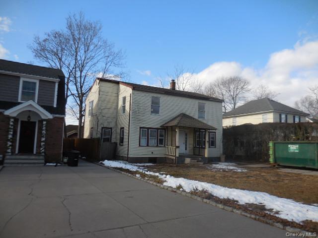 306 Greeley Avenue, Sayville, NY 11782