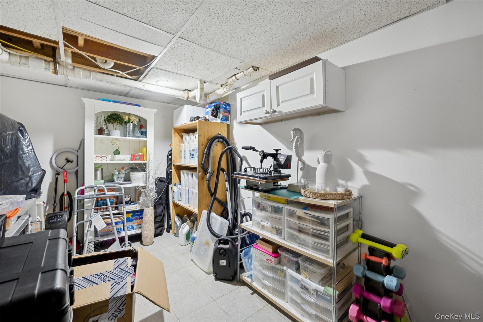 6 Montauk Boulevard, East Hampton, NY 11937