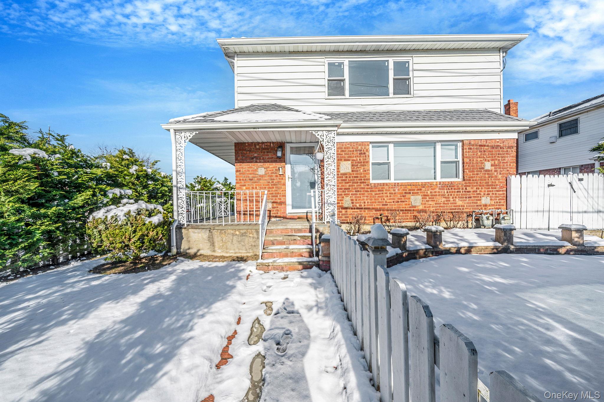 1 Munro Boulevard, Valley Stream, NY 11581