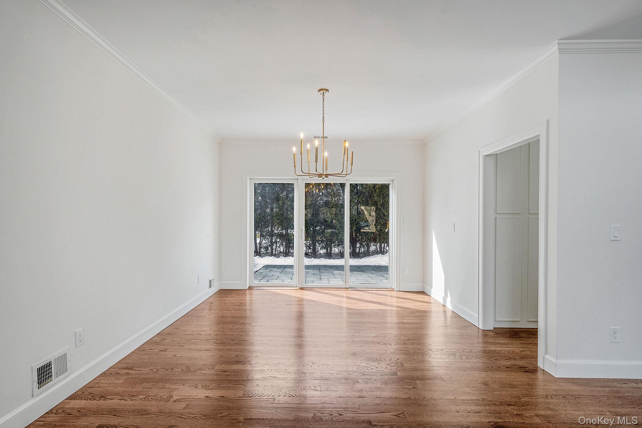 118 Fairway View Drive # 118, Commack, NY 11725