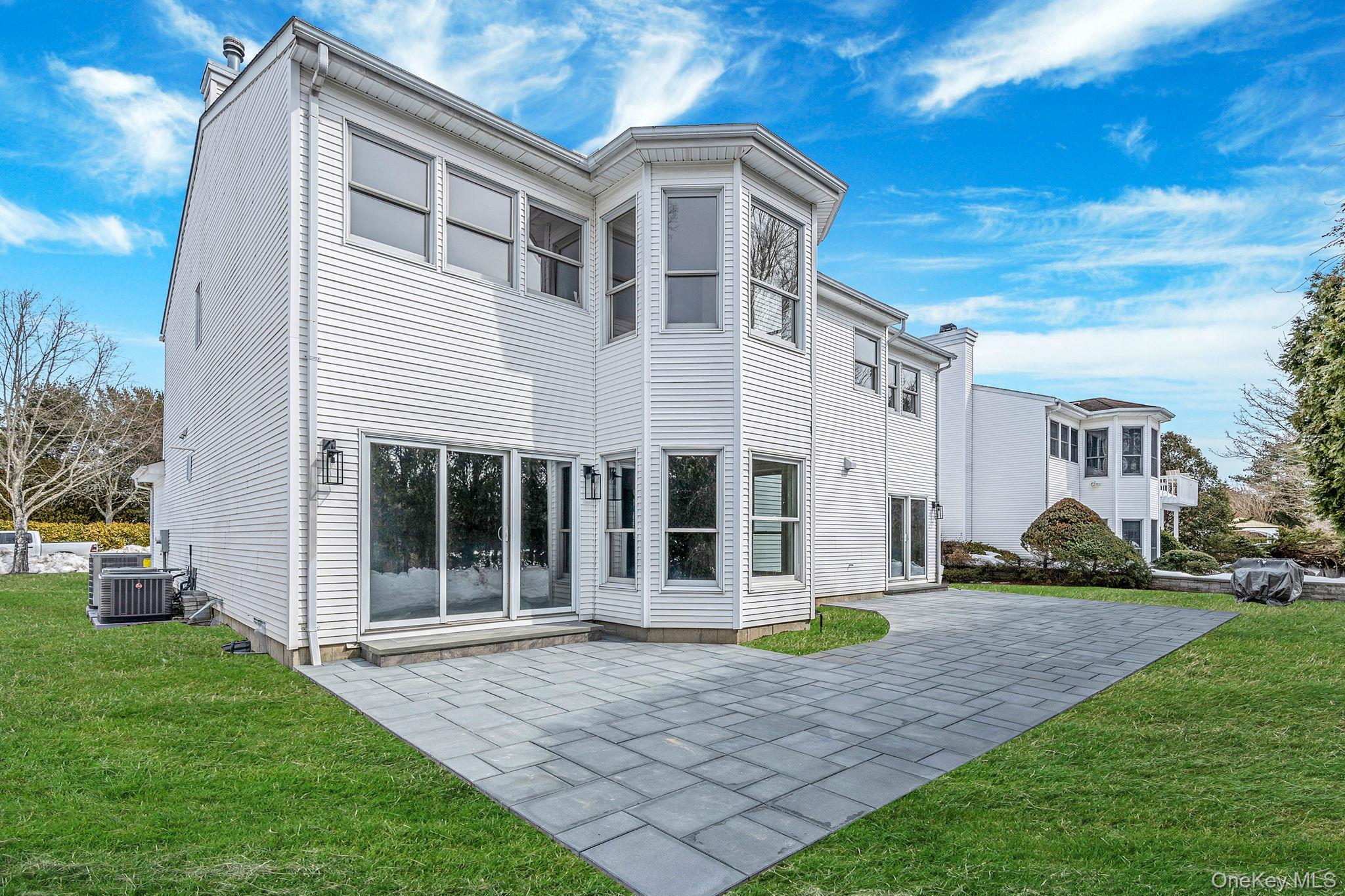 118 Fairway View Drive # 118, Commack, NY 11725