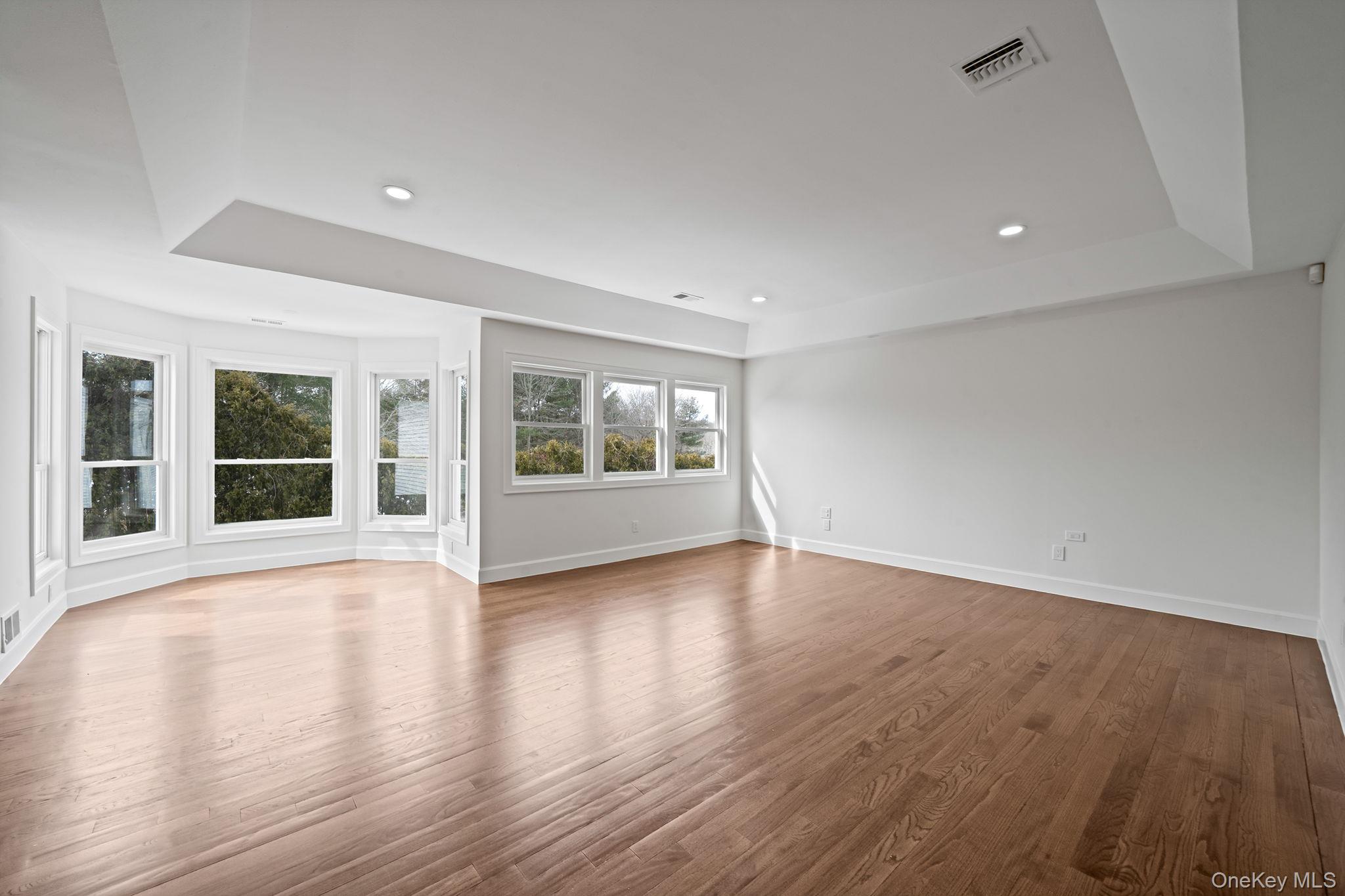 118 Fairway View Drive # 118, Commack, NY 11725