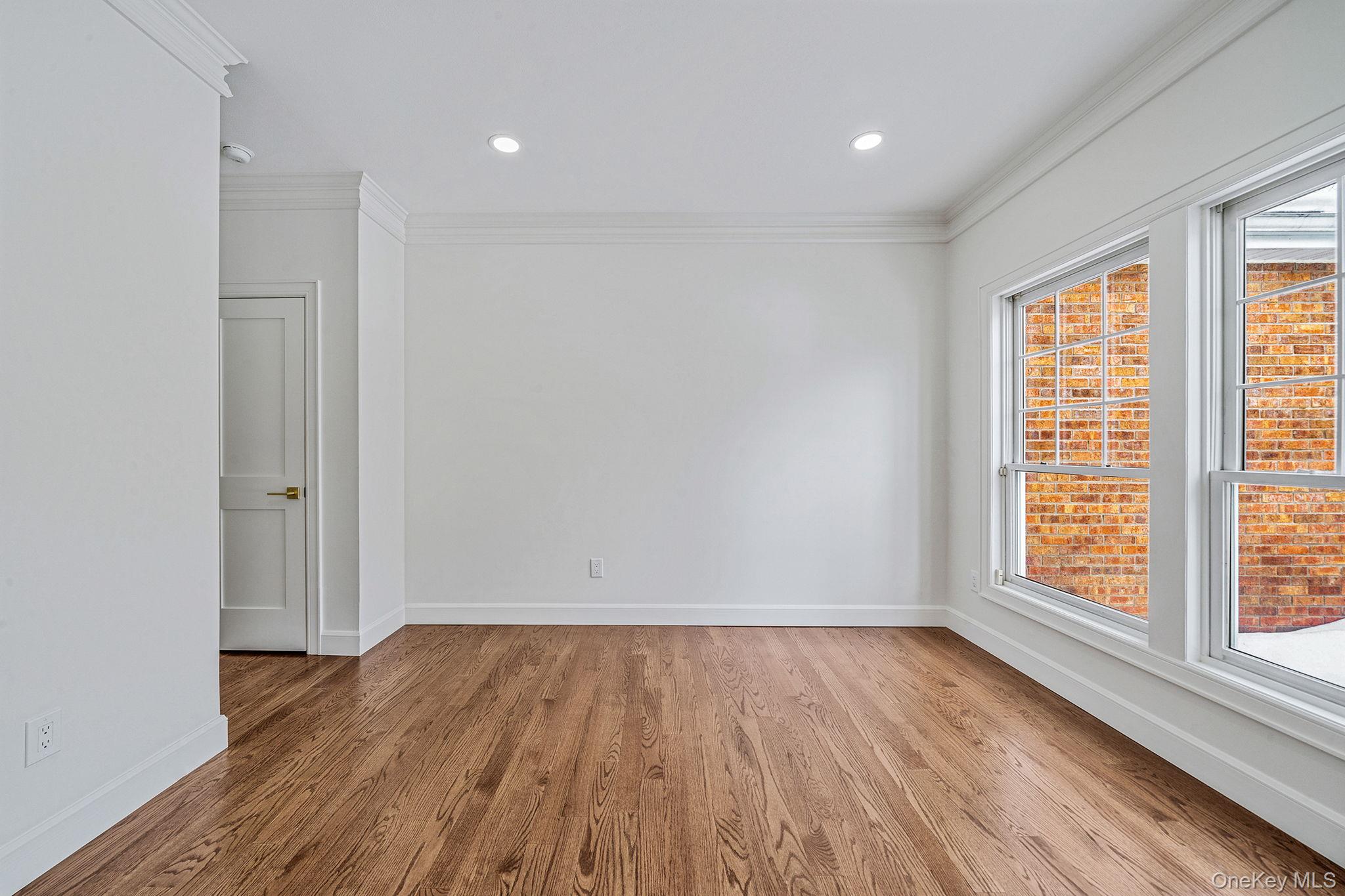 118 Fairway View Drive # 118, Commack, NY 11725