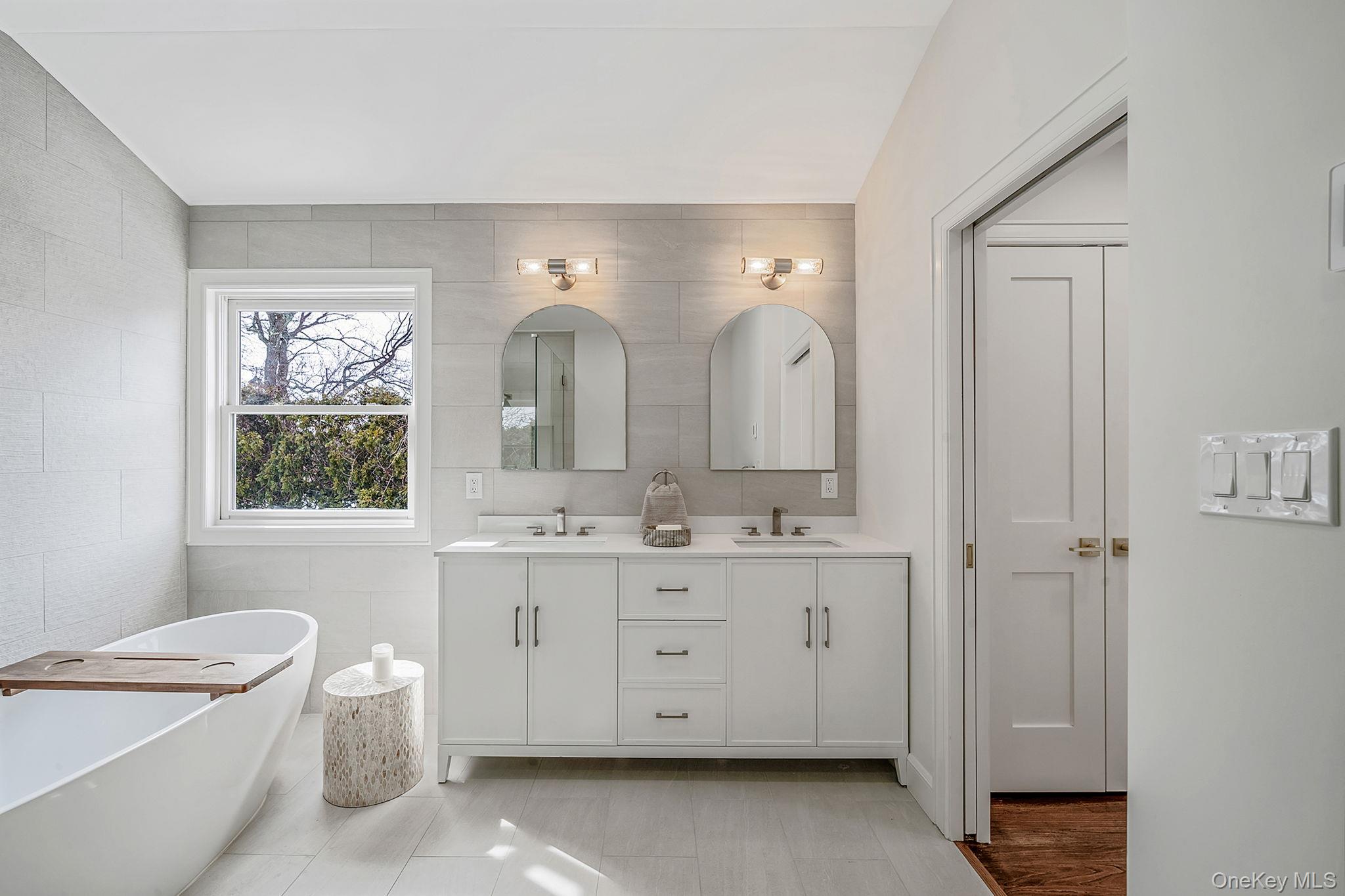 118 Fairway View Drive # 118, Commack, NY 11725