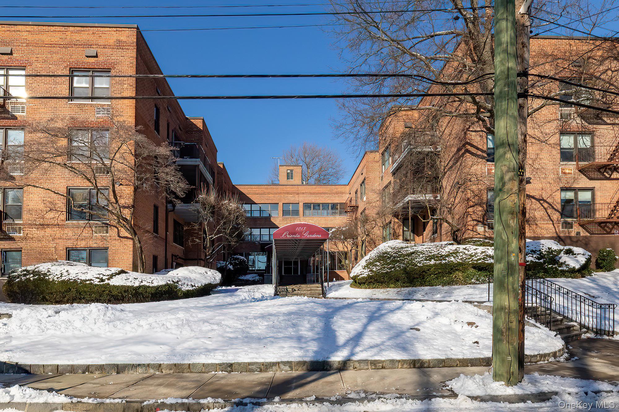 1015 Old Post Road # 2H, Mamaroneck, NY 10543