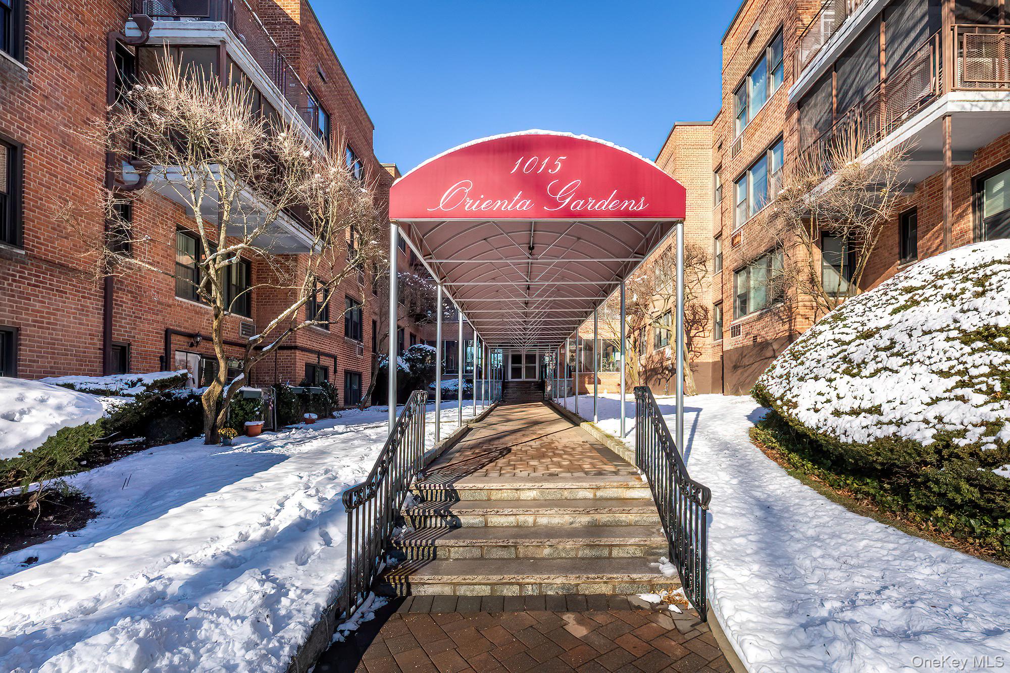 1015 Old Post Road # 2H, Mamaroneck, NY 10543