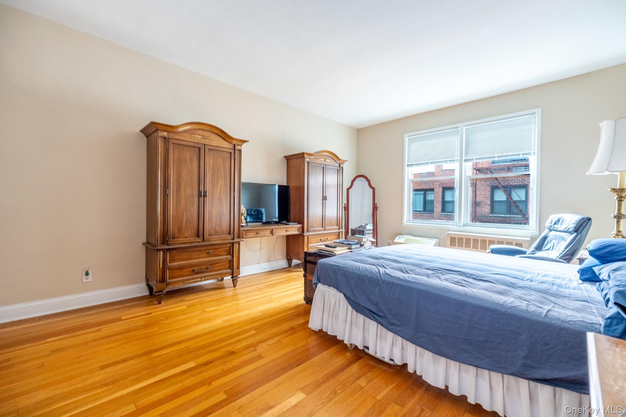 1015 Old Post Road # 2H, Mamaroneck, NY 10543