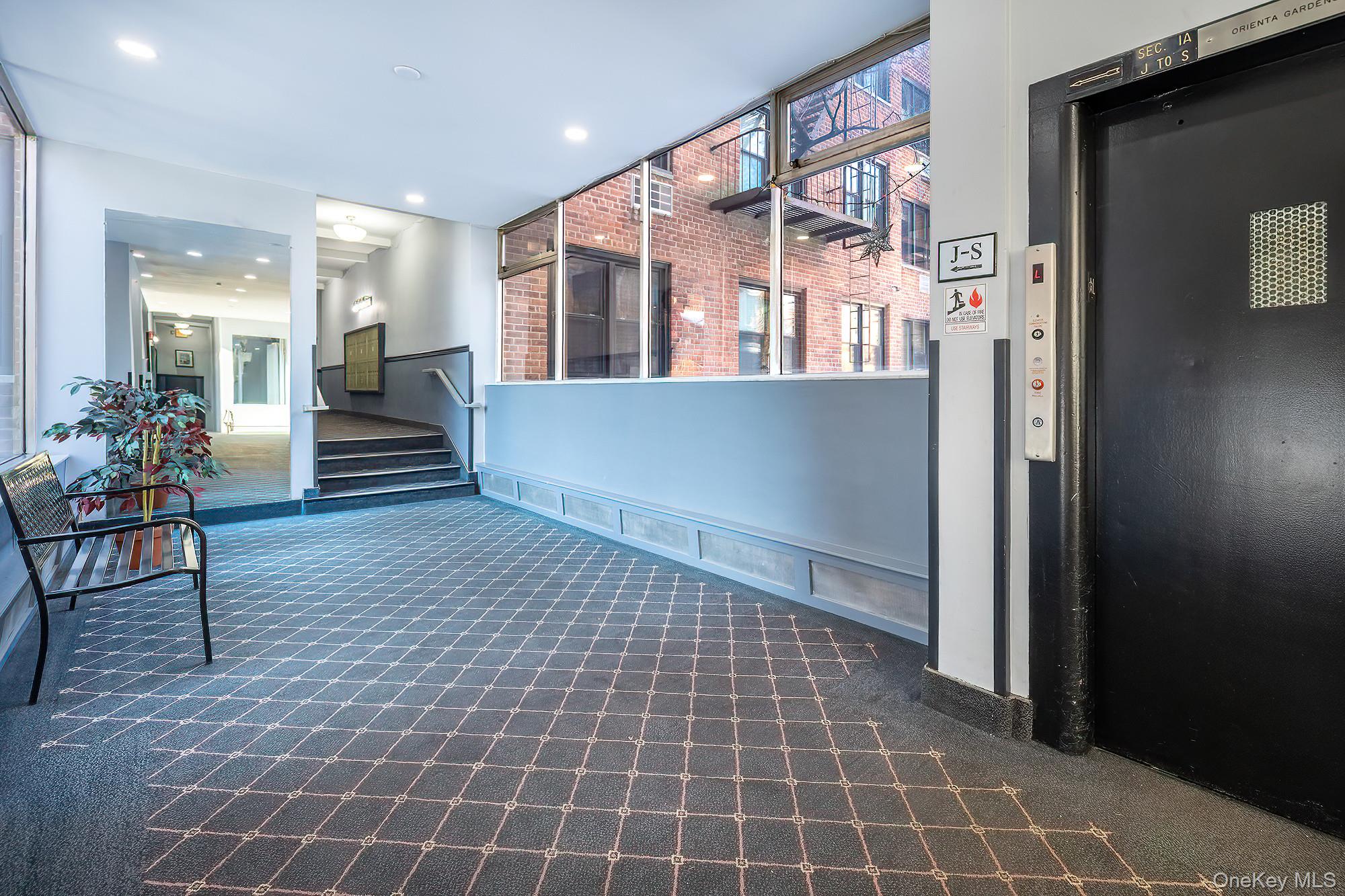 1015 Old Post Road # 2H, Mamaroneck, NY 10543