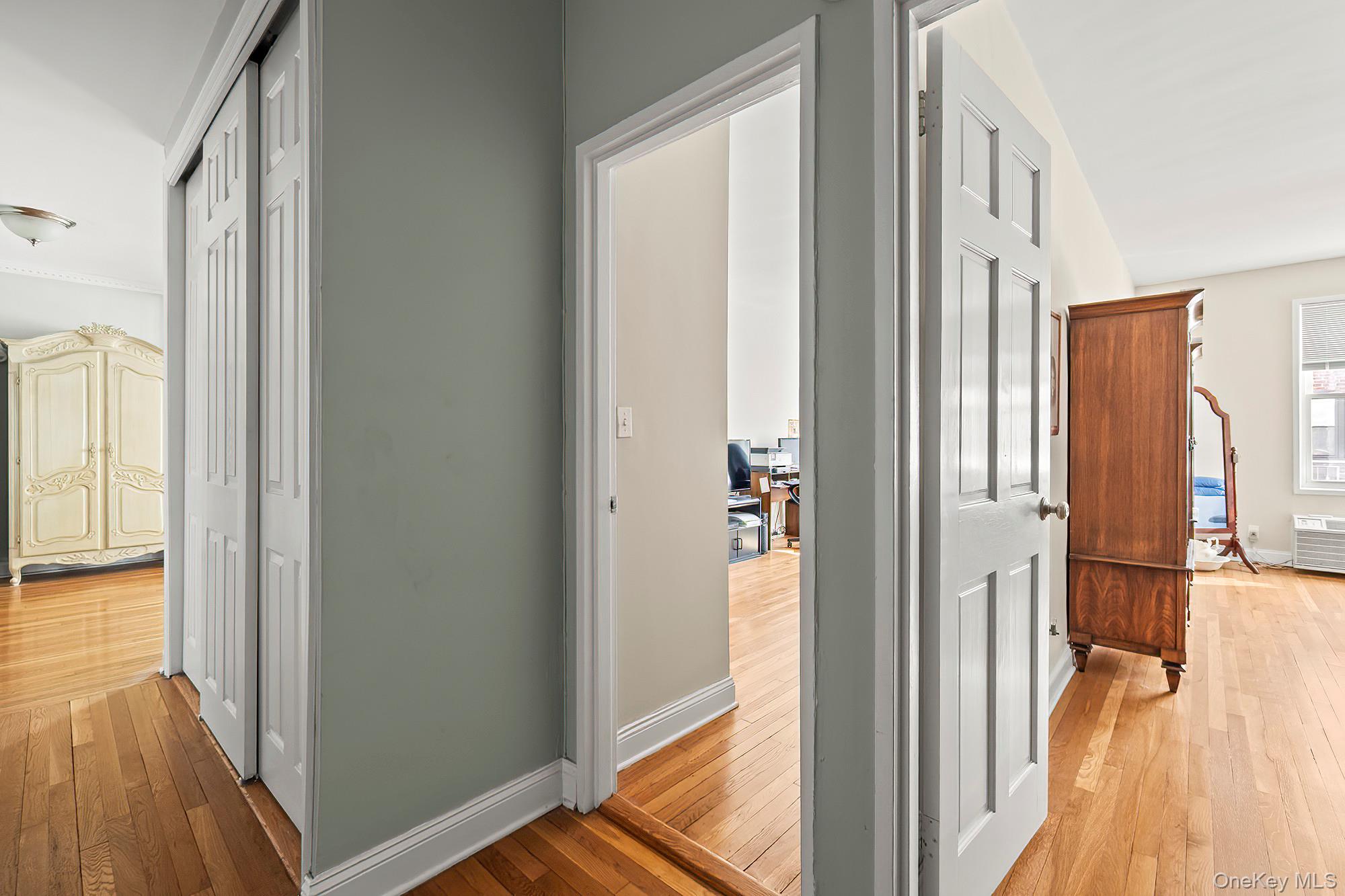 1015 Old Post Road # 2H, Mamaroneck, NY 10543