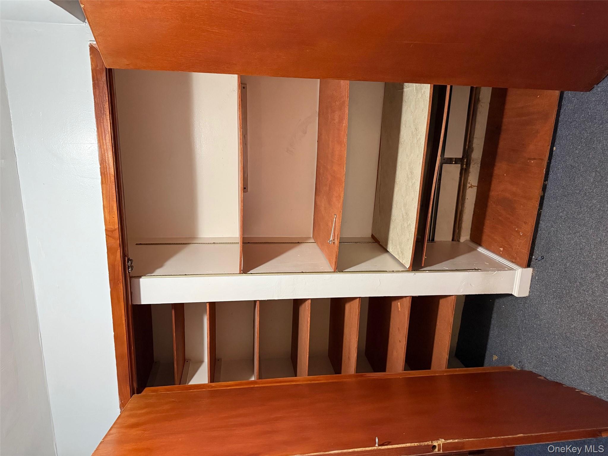 118 Lincoln Avenue, Deer Park, NY 11729