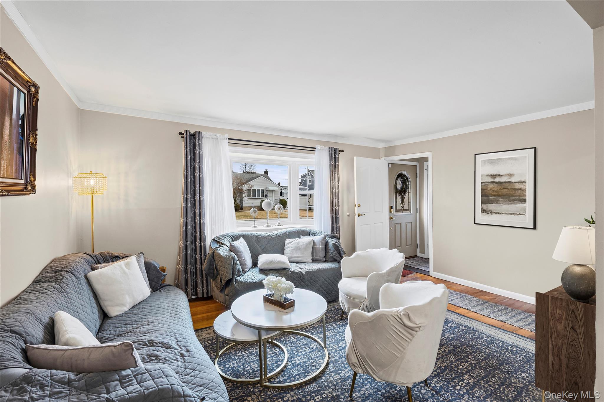 24 Ferndale Drive, Hicksville, NY 11801