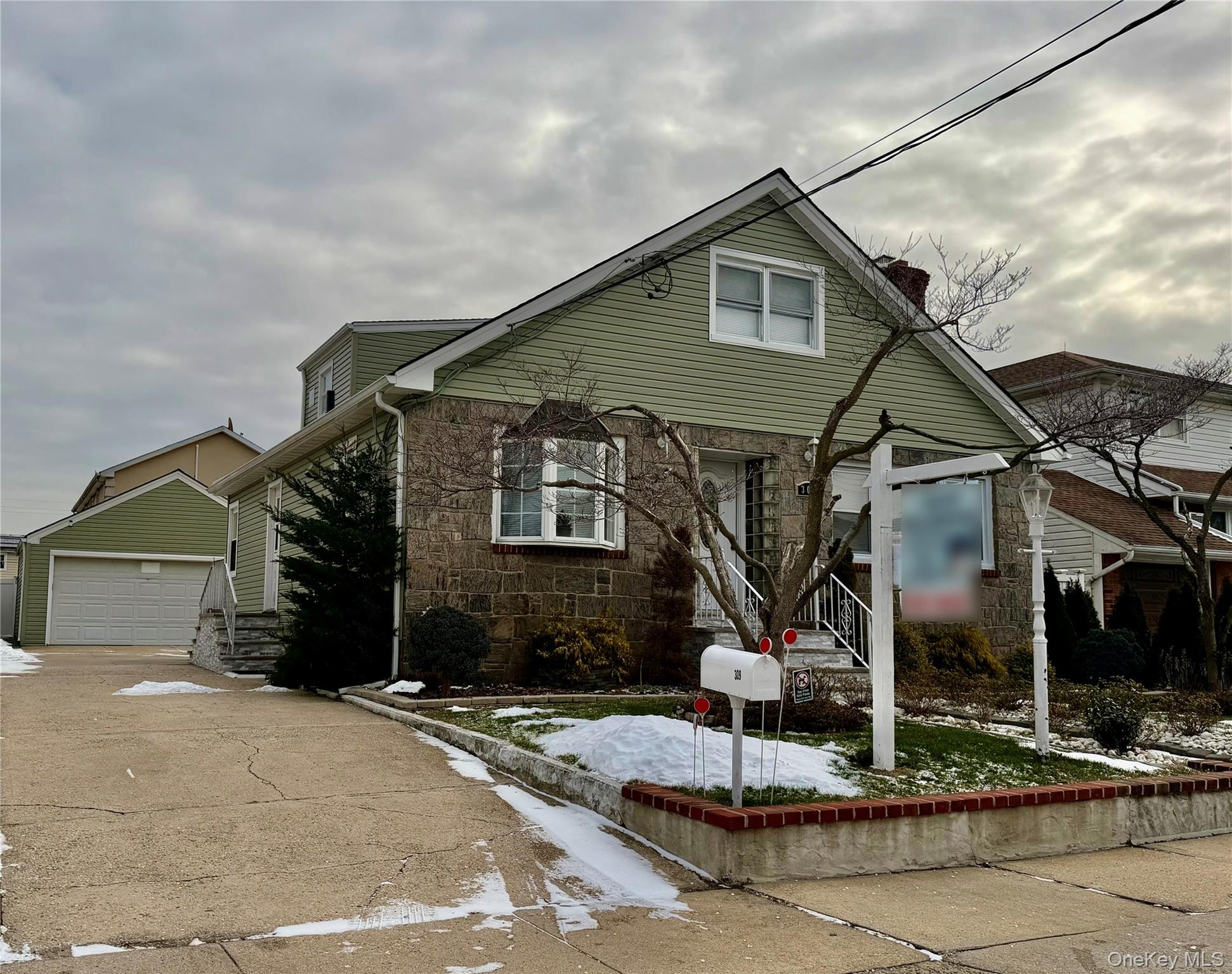 309 Litchfield Avenue, Elmont, NY 11003