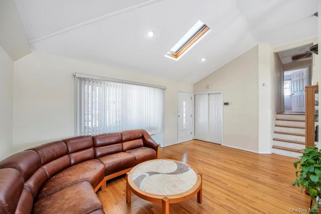 19 Evers Street, Hicksville, NY 11801