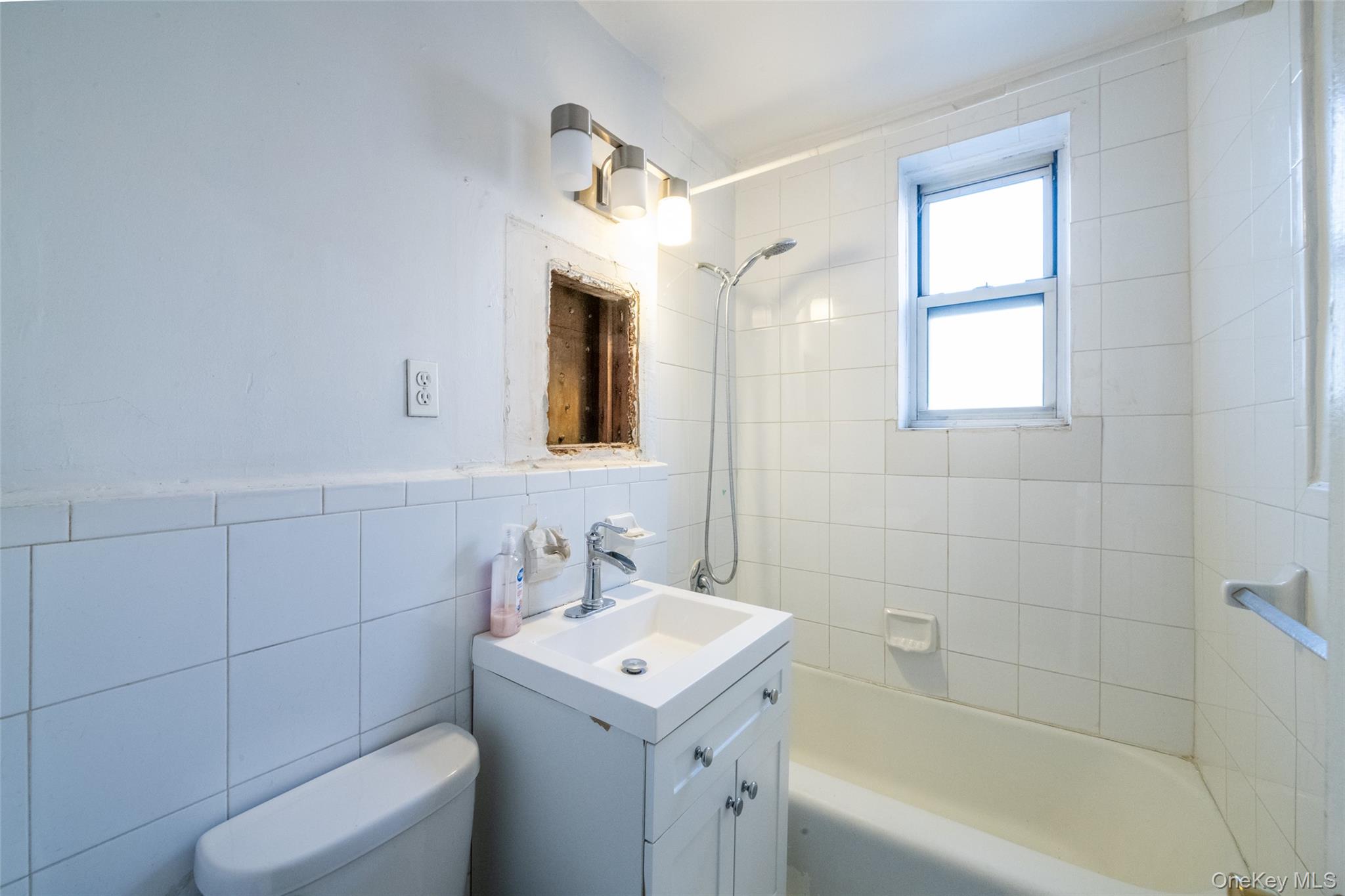 5639 Netherland Avenue # 3F, Bronx, NY 10471