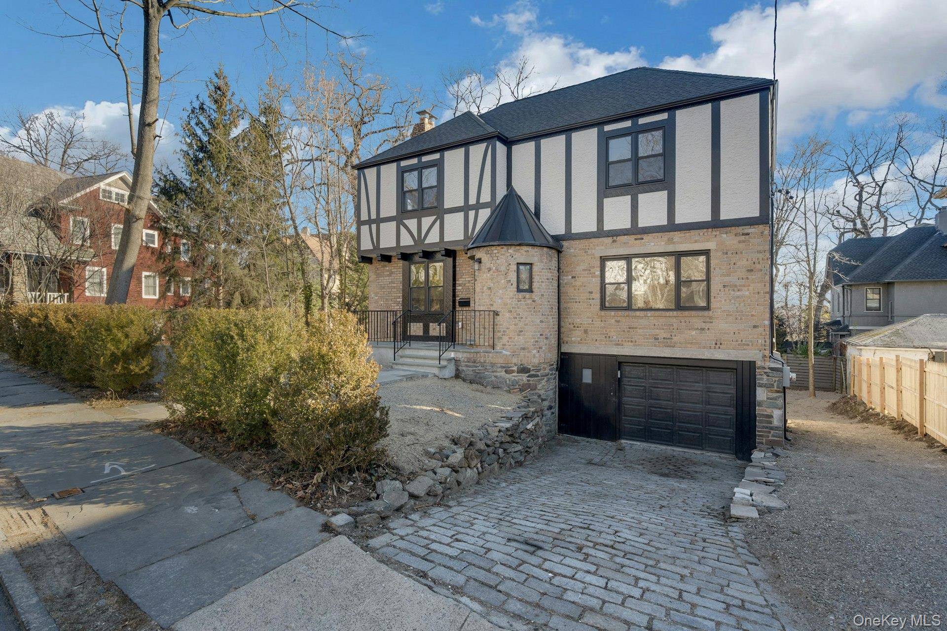 54 Rockland Avenue, Yonkers, NY 10705