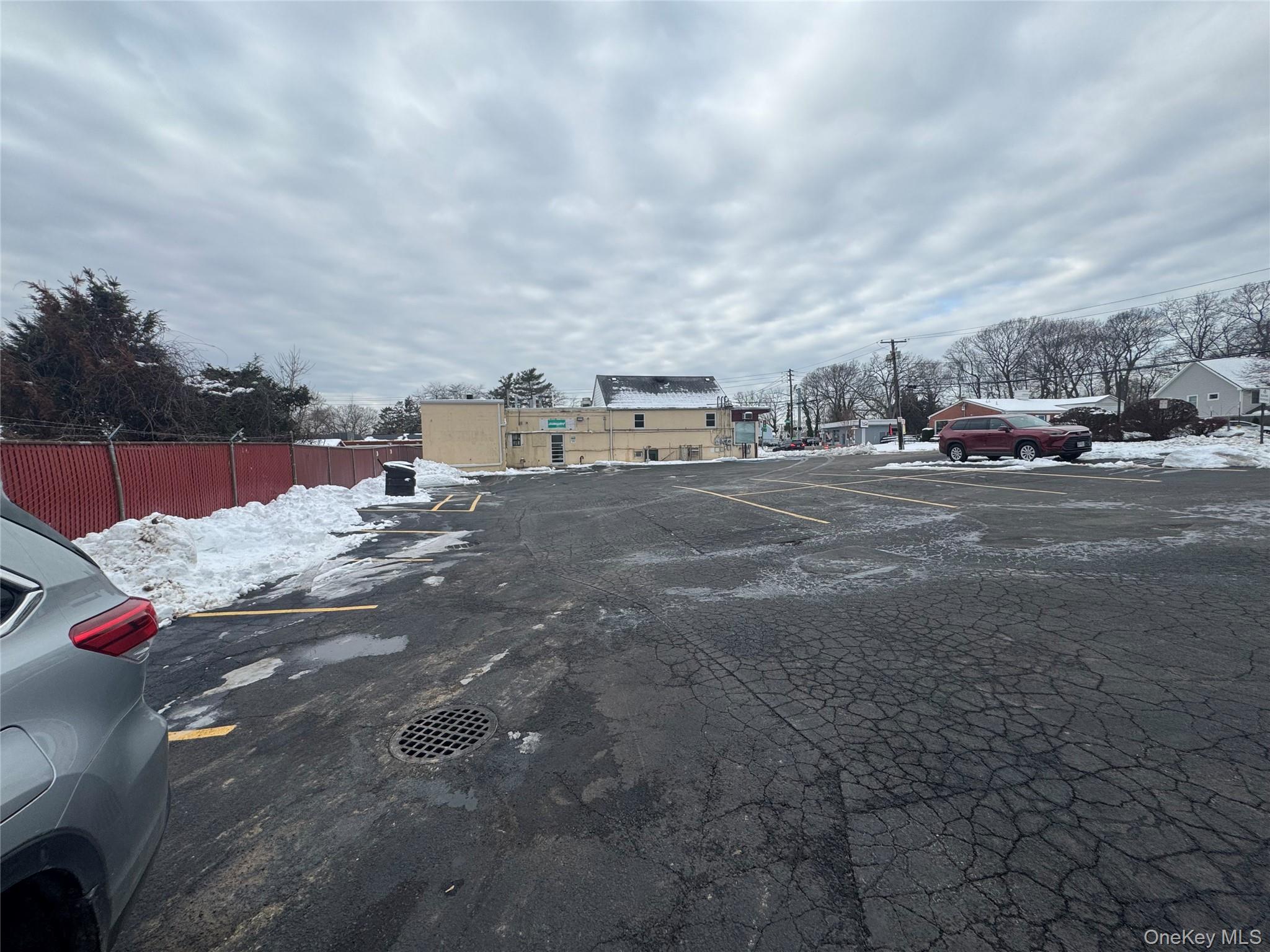 1217 25A N, Smithtown, NY 11787