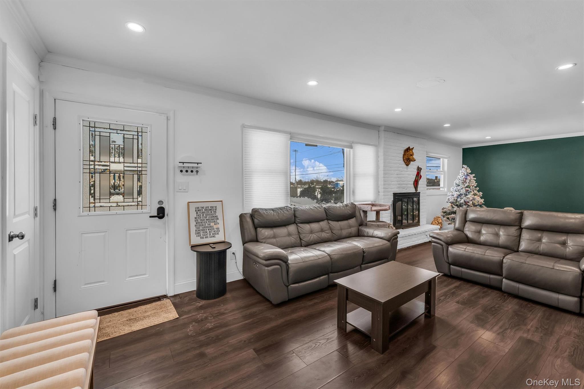 34 W Court Drive, Centereach, NY 11720