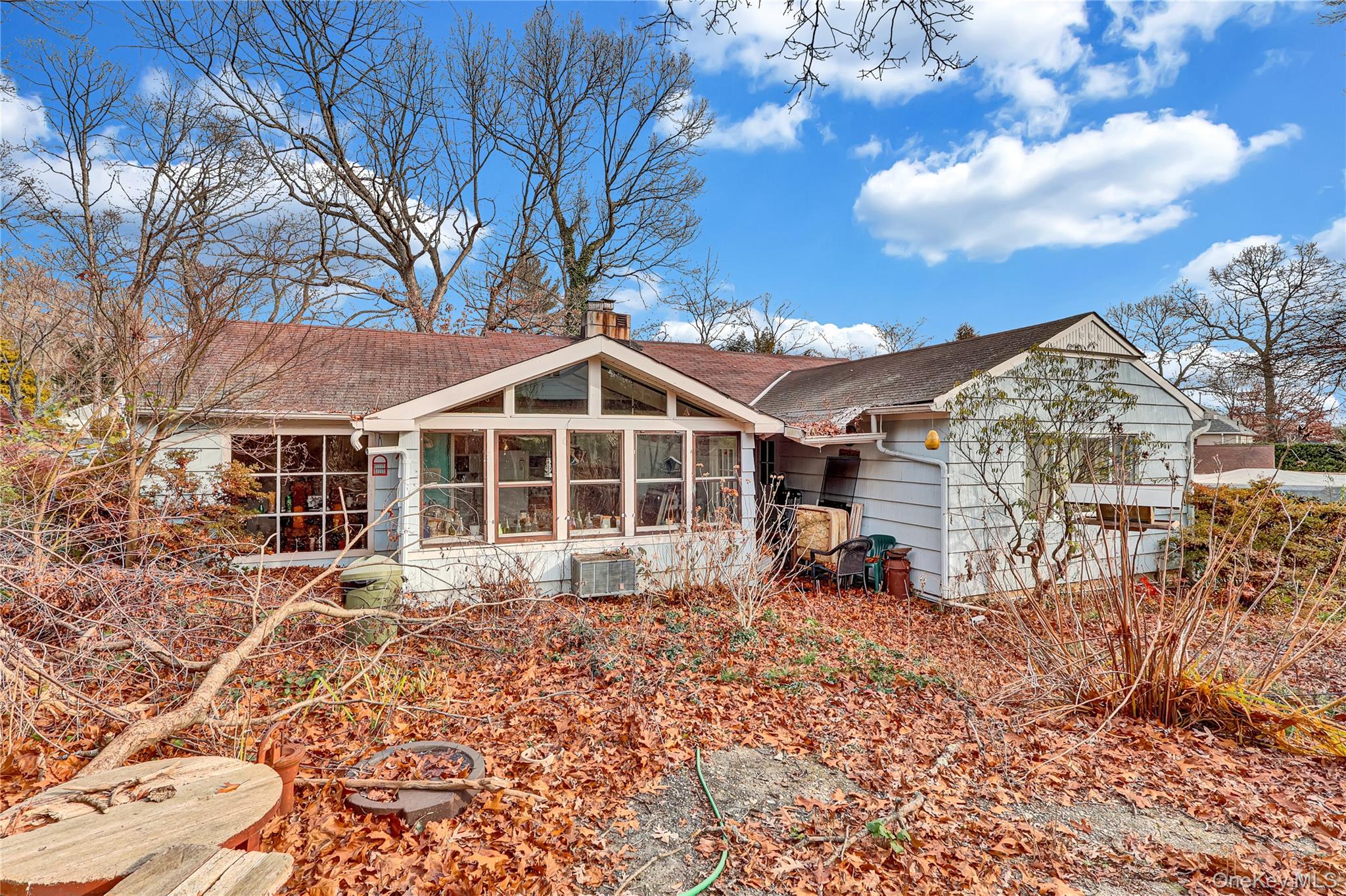 24 Piermont Court, Melville, NY 11747