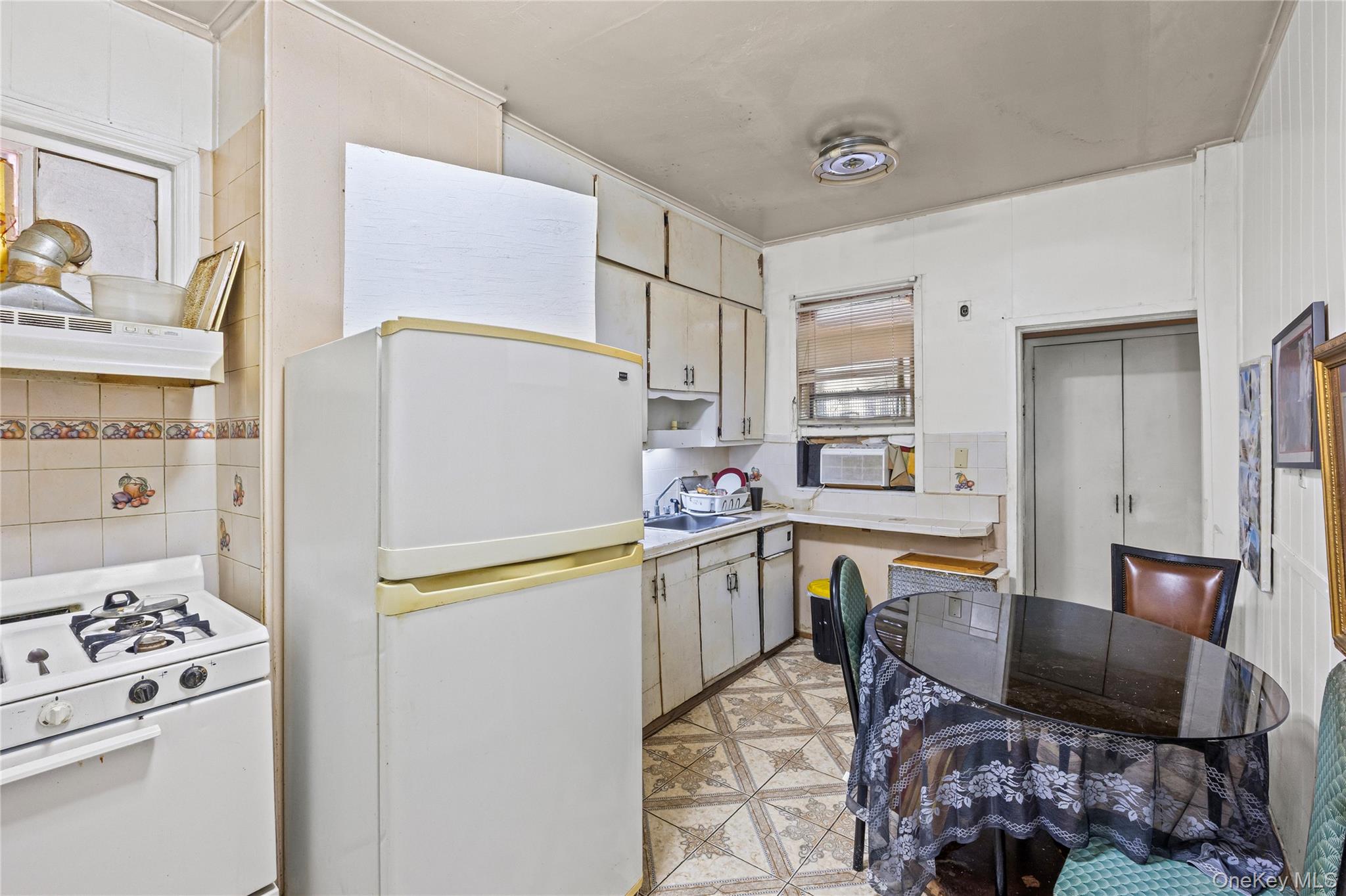 57-17 Waldron Street, Corona, NY 11368