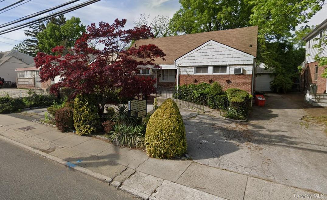 1800 Dutch Broadway, Elmont, NY 11003