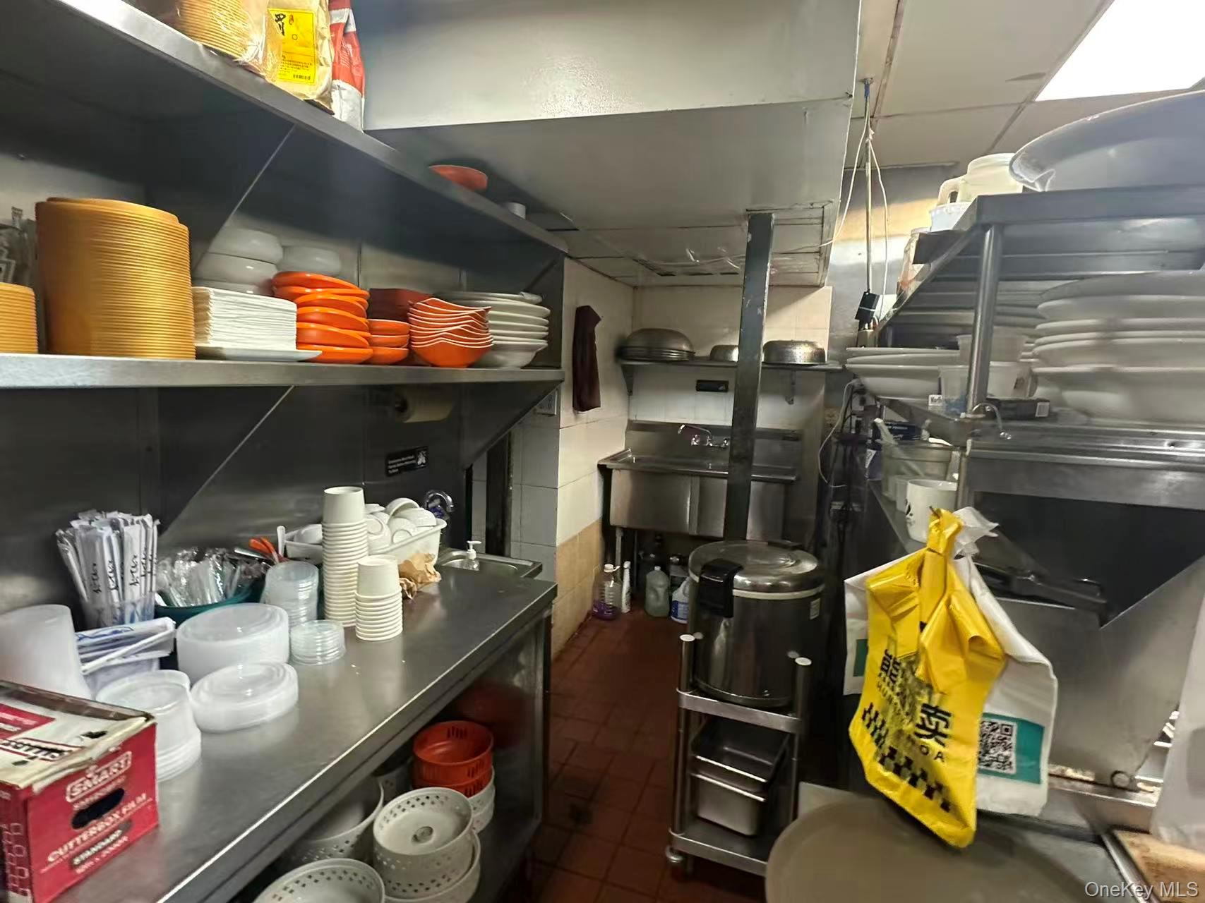 96 3RD Avenue # 1st FL, New York (Manhattan), NY 10003