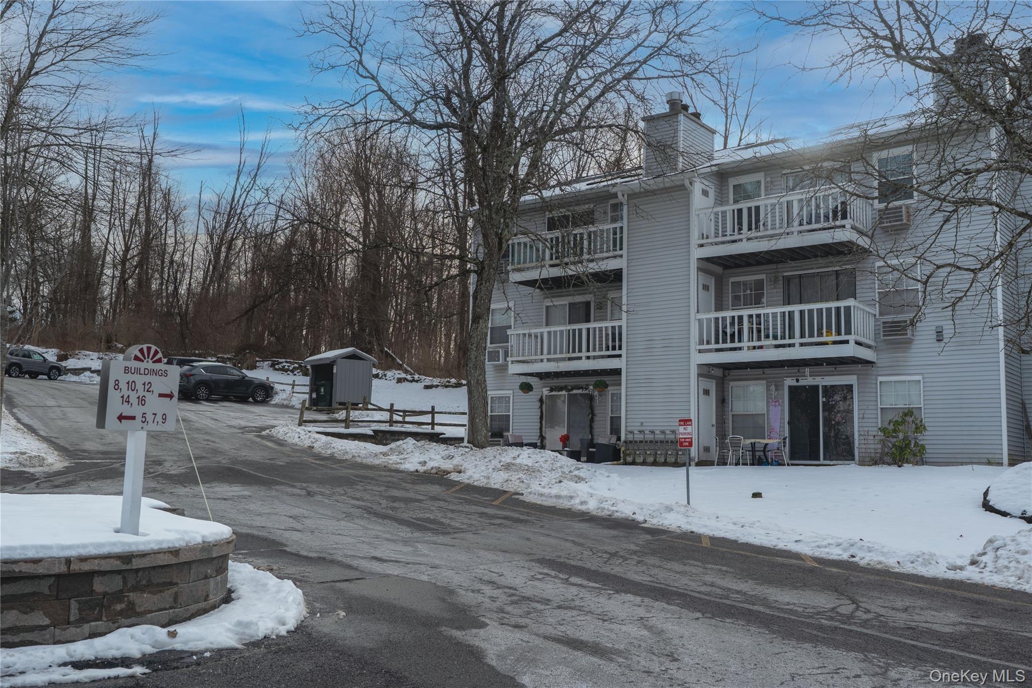 8 Lexington Hill # 5, Harriman, NY 10926